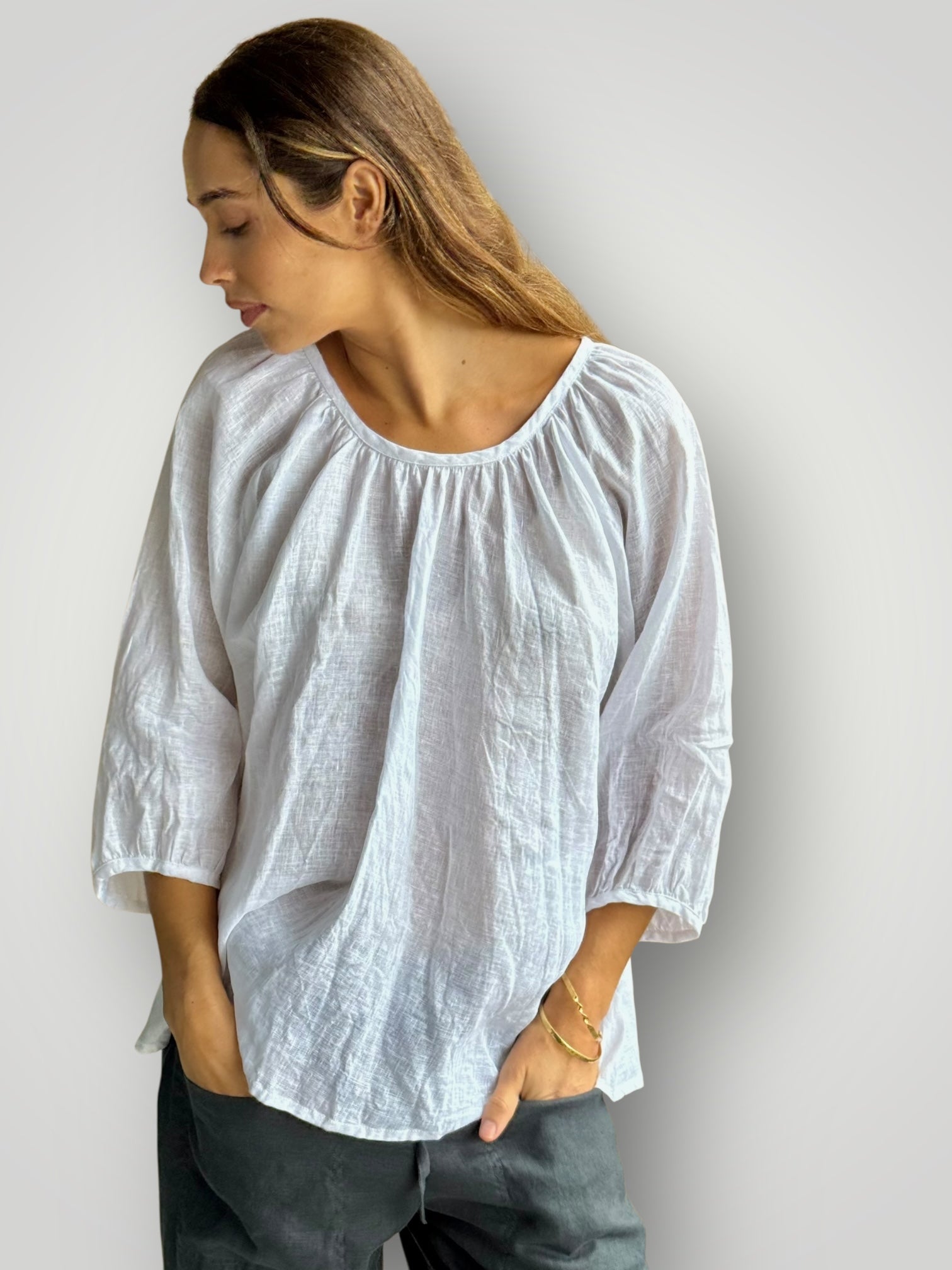 louisa top-white linen Apparel