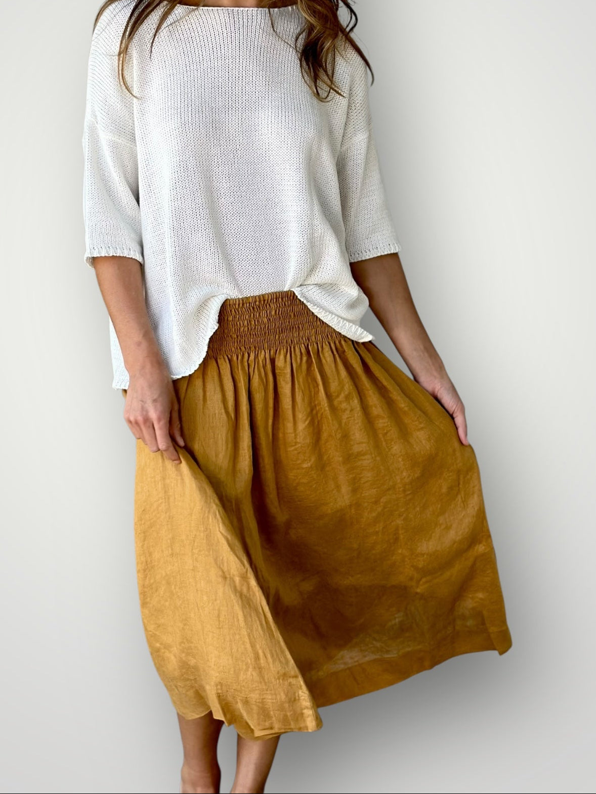 lola skirt - caramel linen Apparel