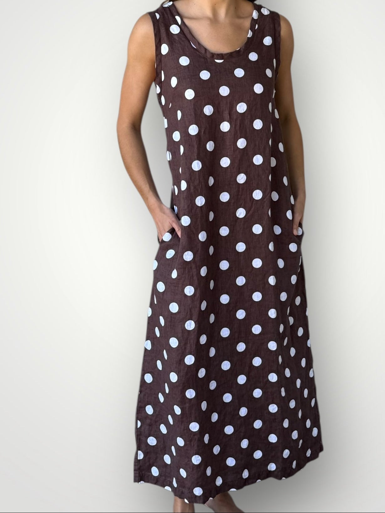 imogen dress-chocolate spot linen
