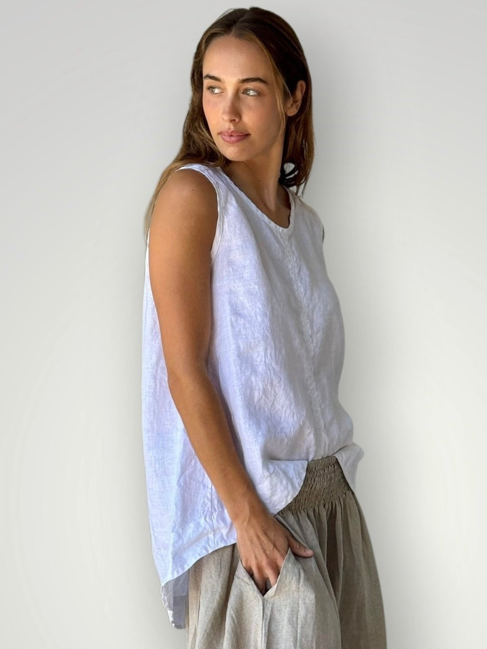 morgan top-white linen Apparel