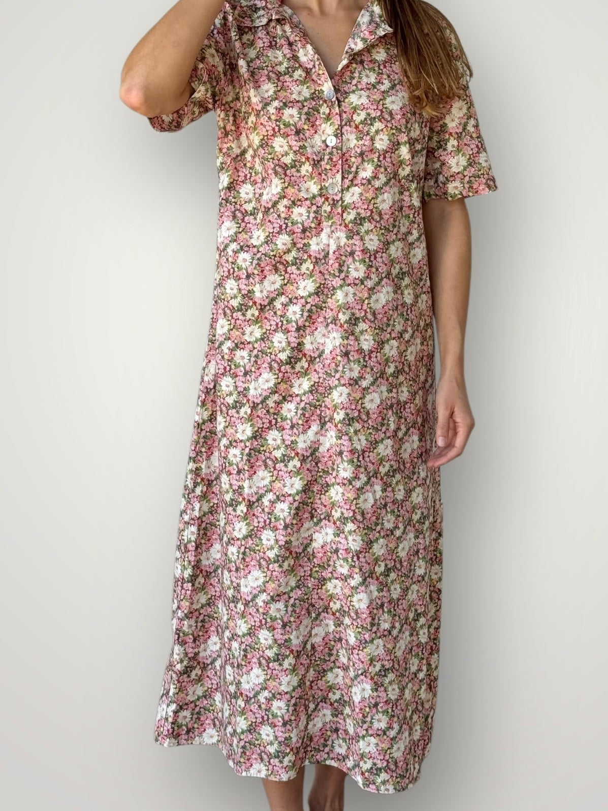 phillipa dress -flower patch cotton Apparel