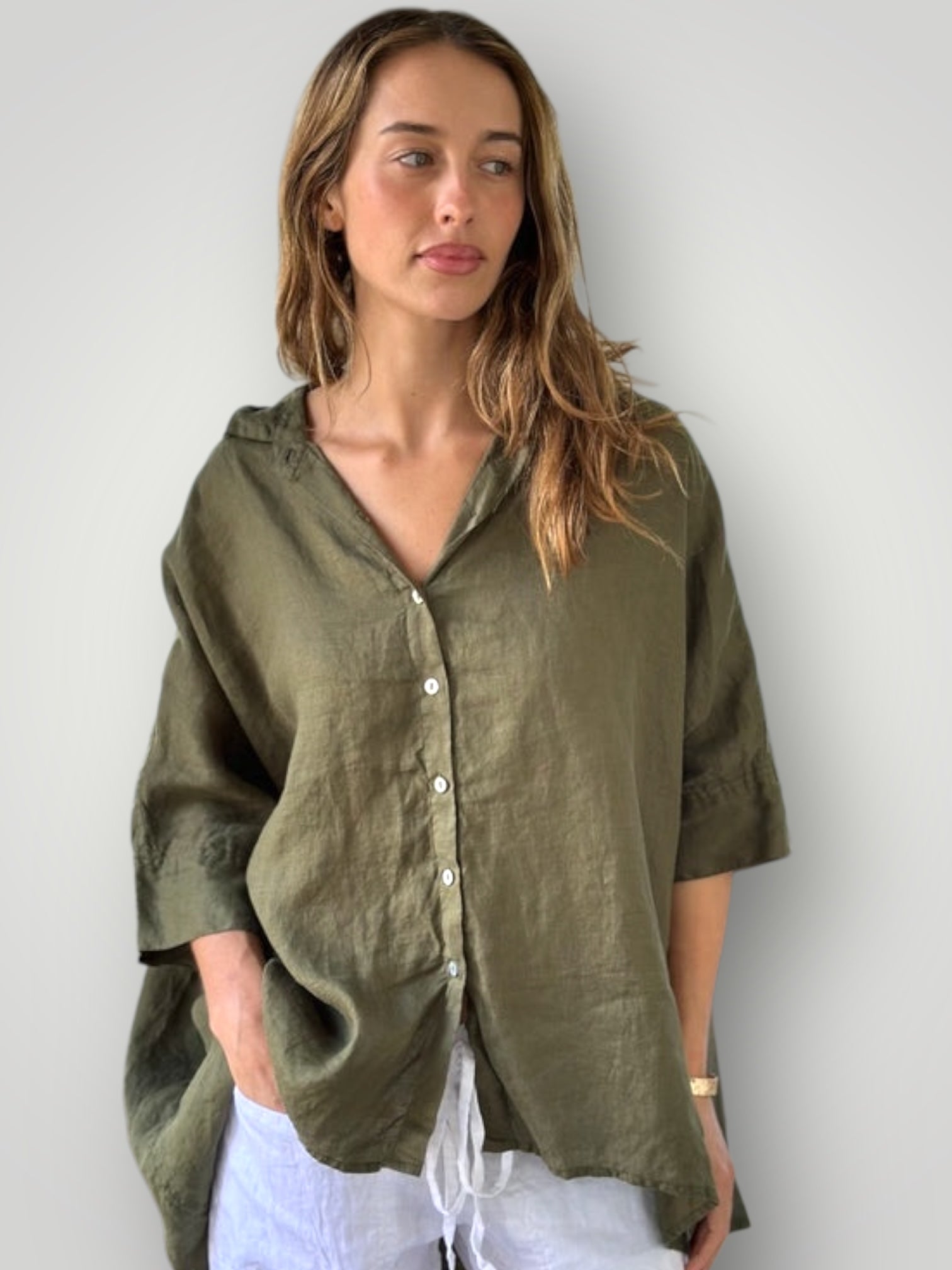 issey shirt - army linen Apparel