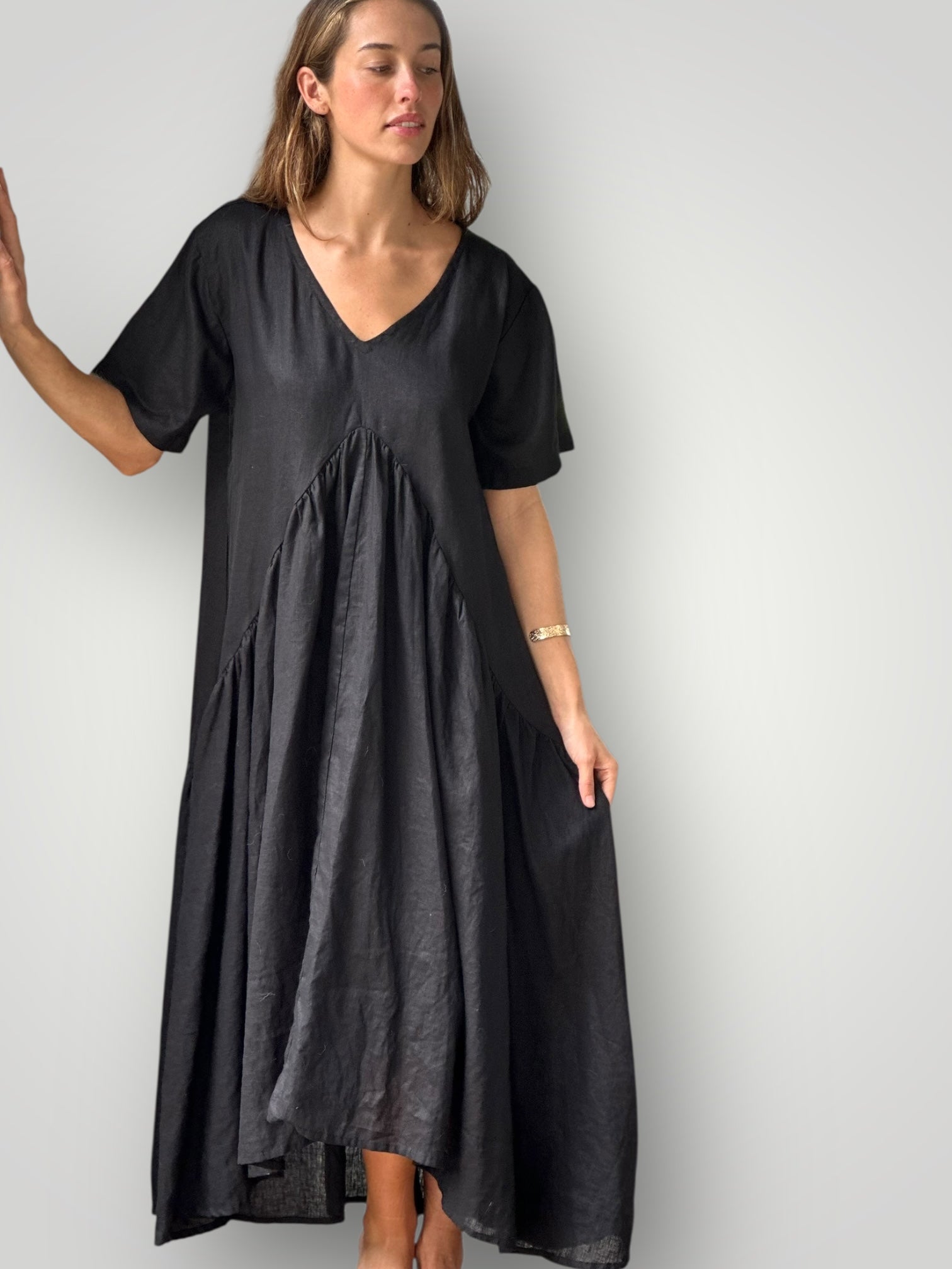 sophia dress -black linen Apparel
