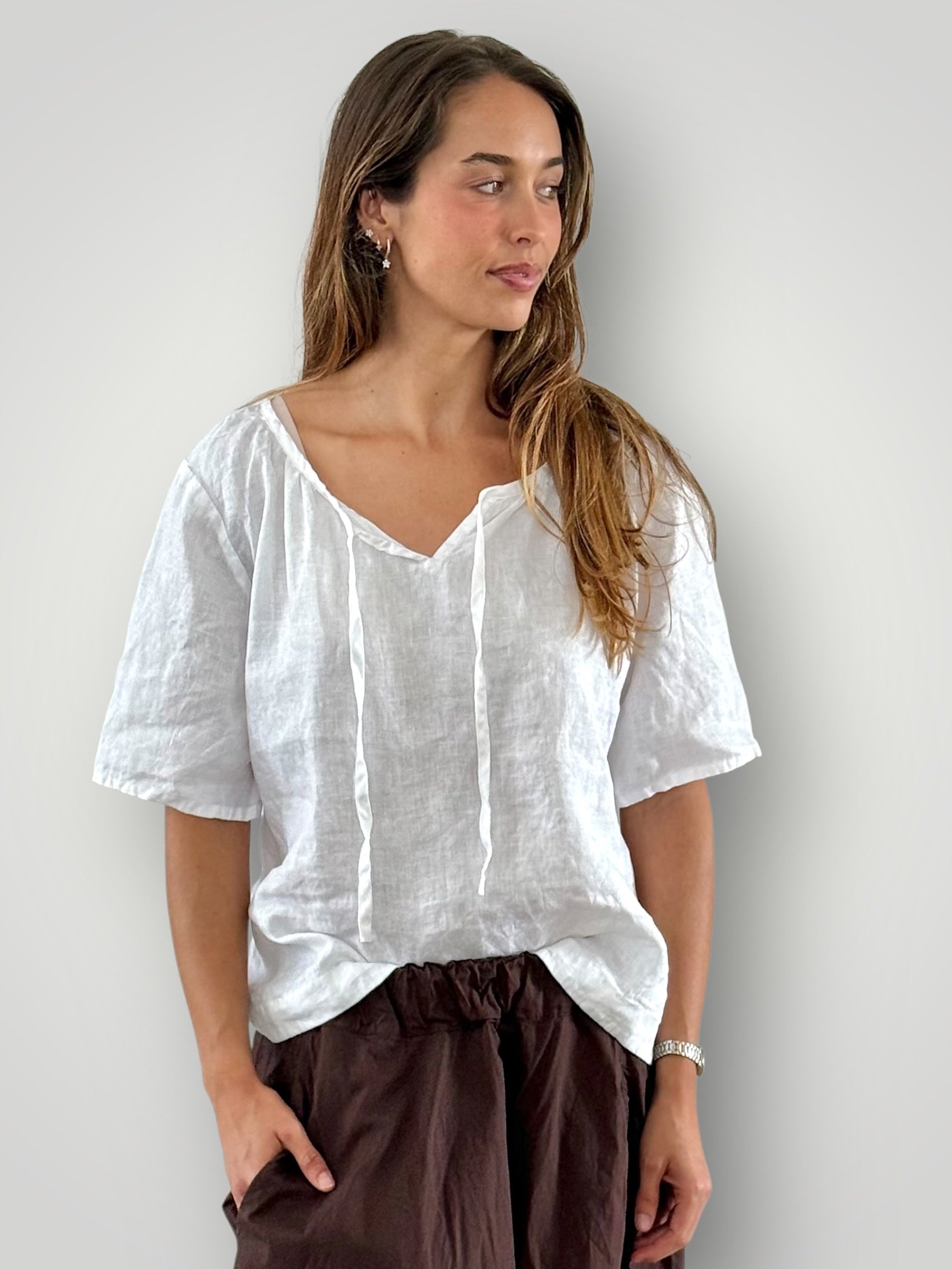 serena top-white linen
