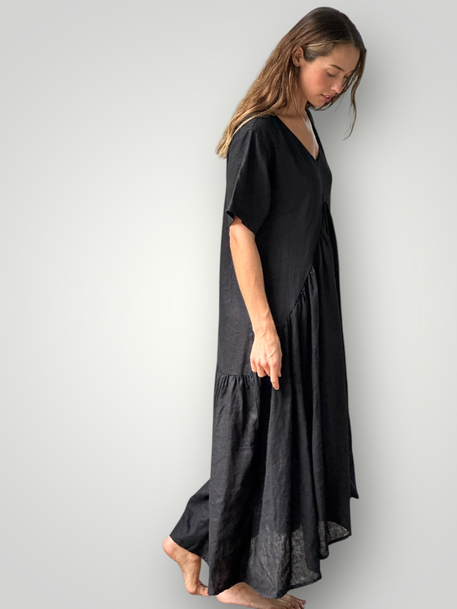 sophia dress -black linen Apparel
