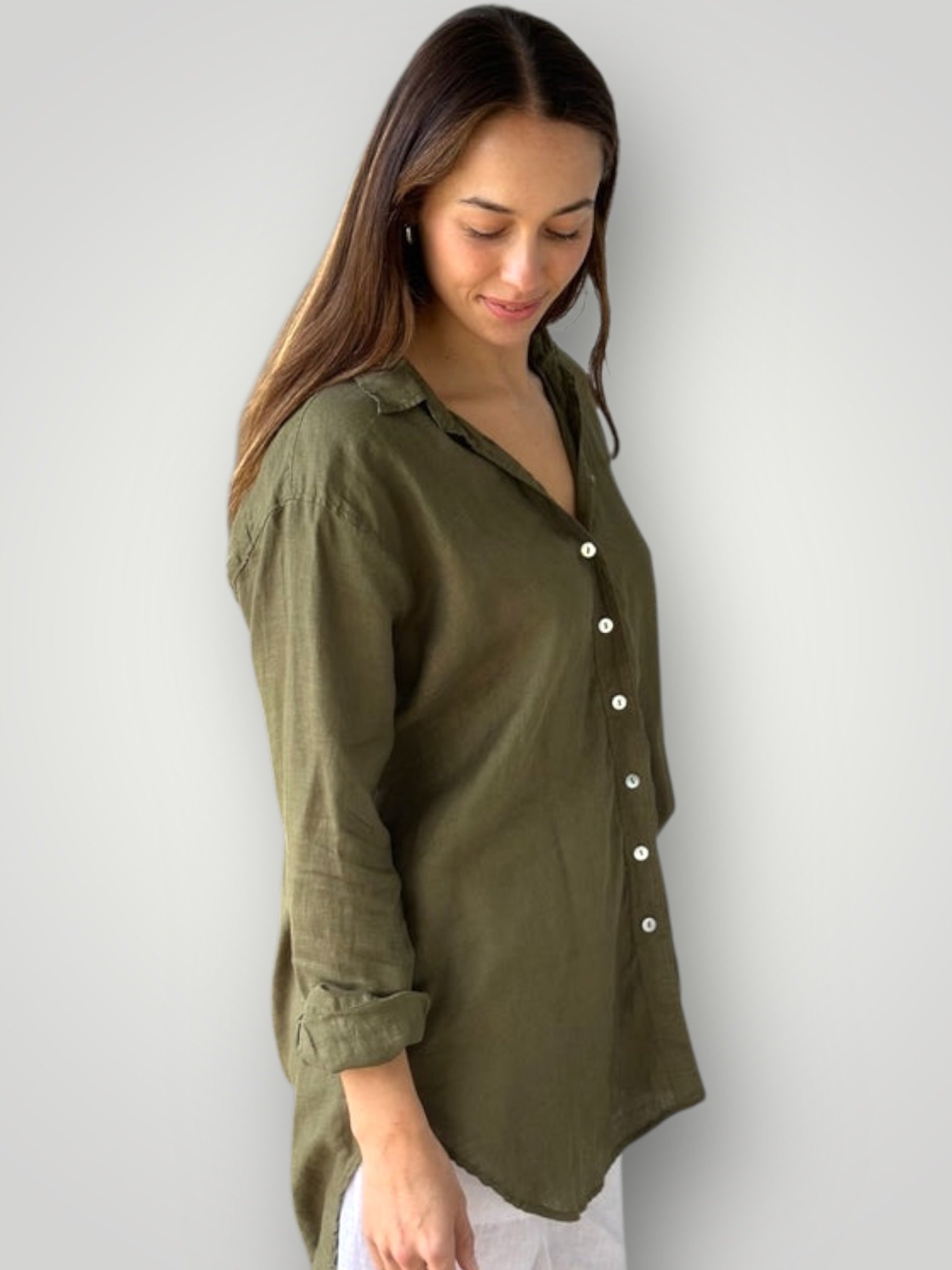 skyla shirt - army linen Apparel