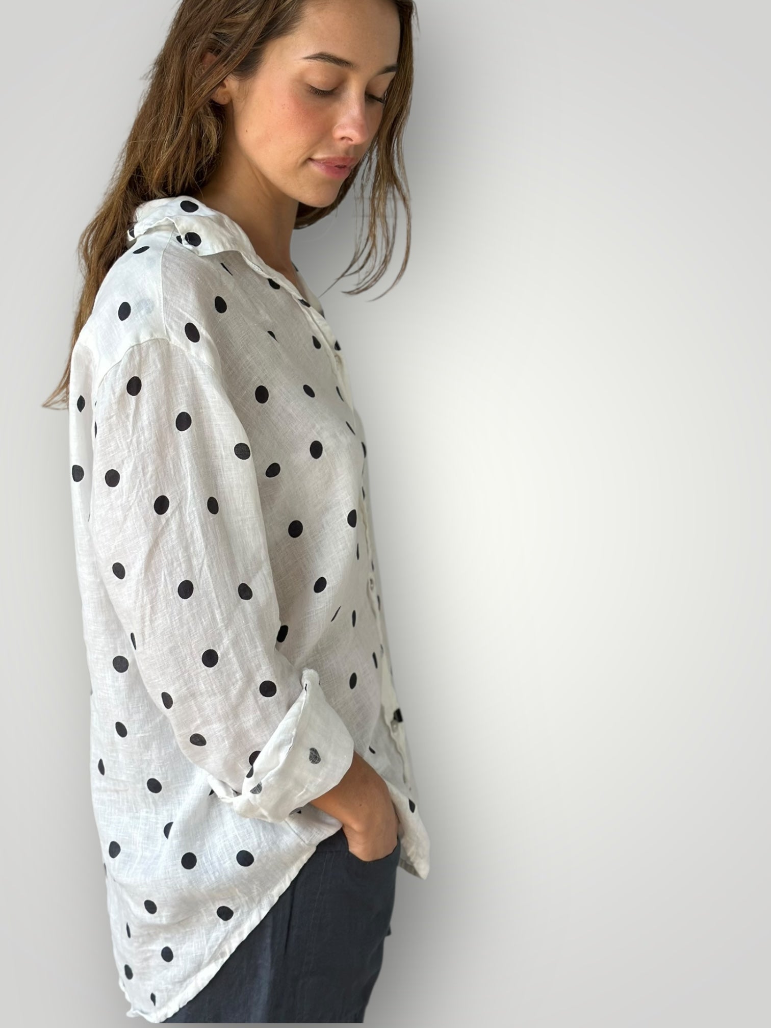 erika shirt - charcoal spot linen Apparel