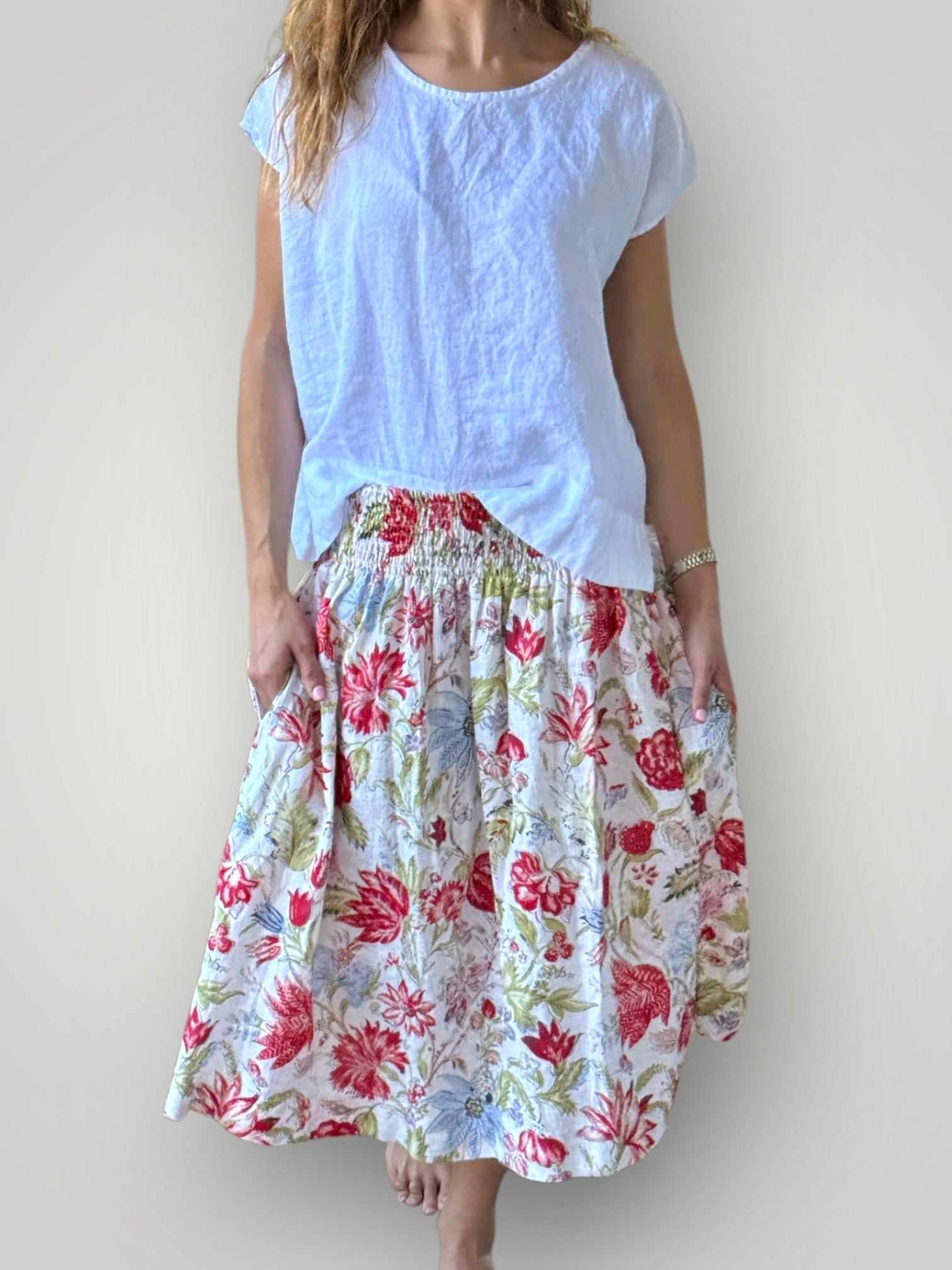 lola skirt - festive flower linen-back on Friday 15/12 Apparel