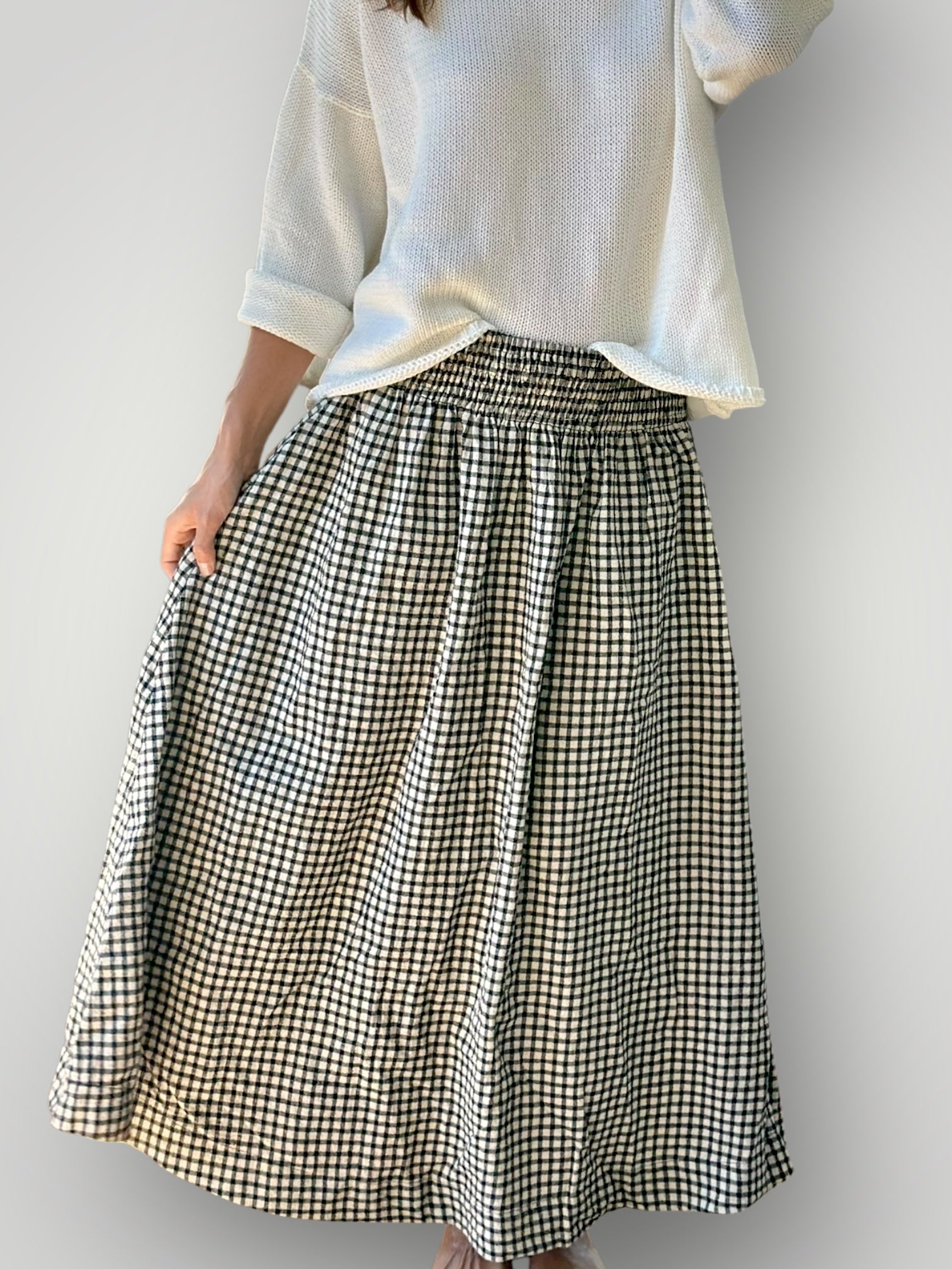 lulu skirt - vintage black check Apparel
