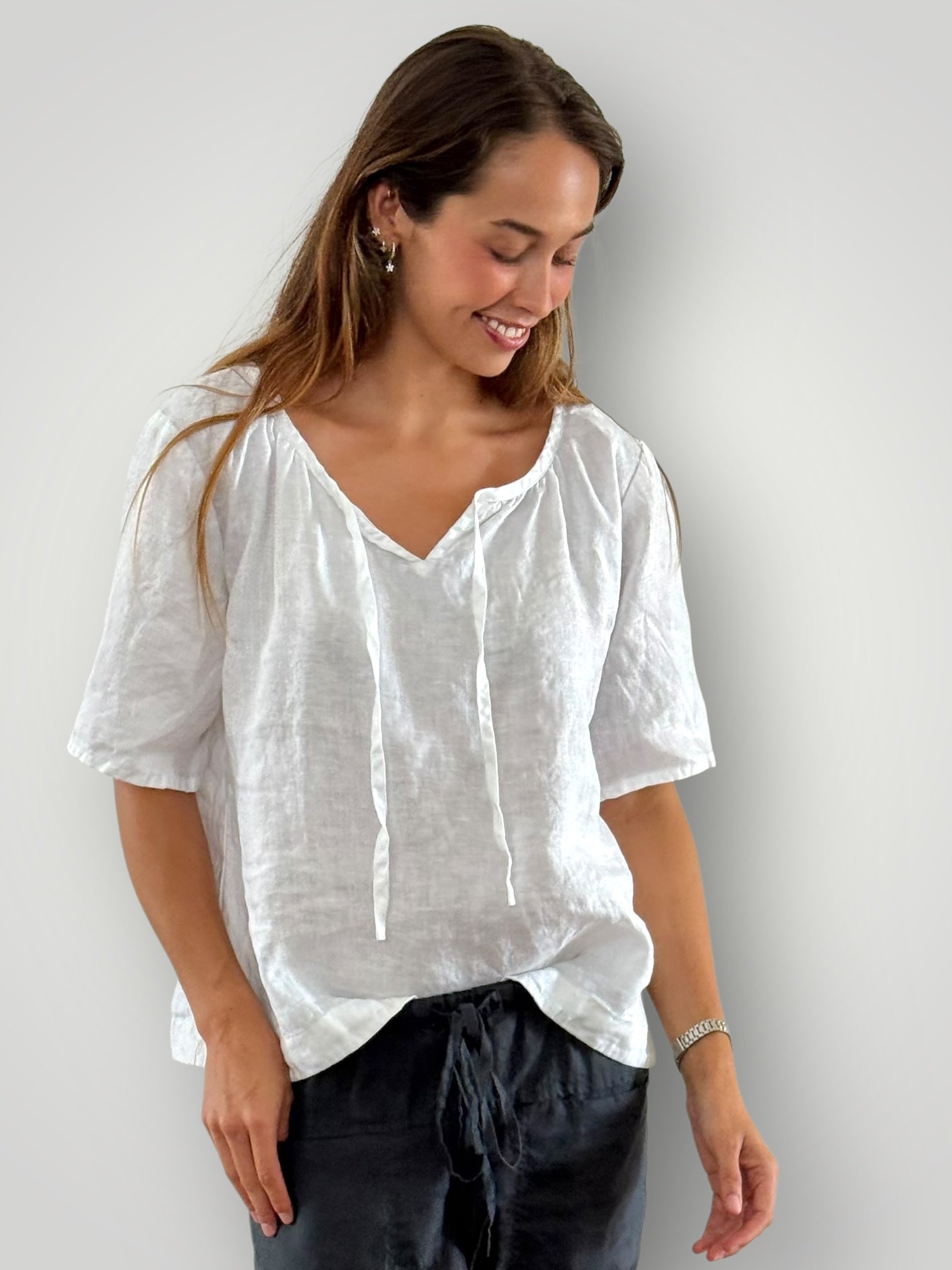 serena top-white linen
