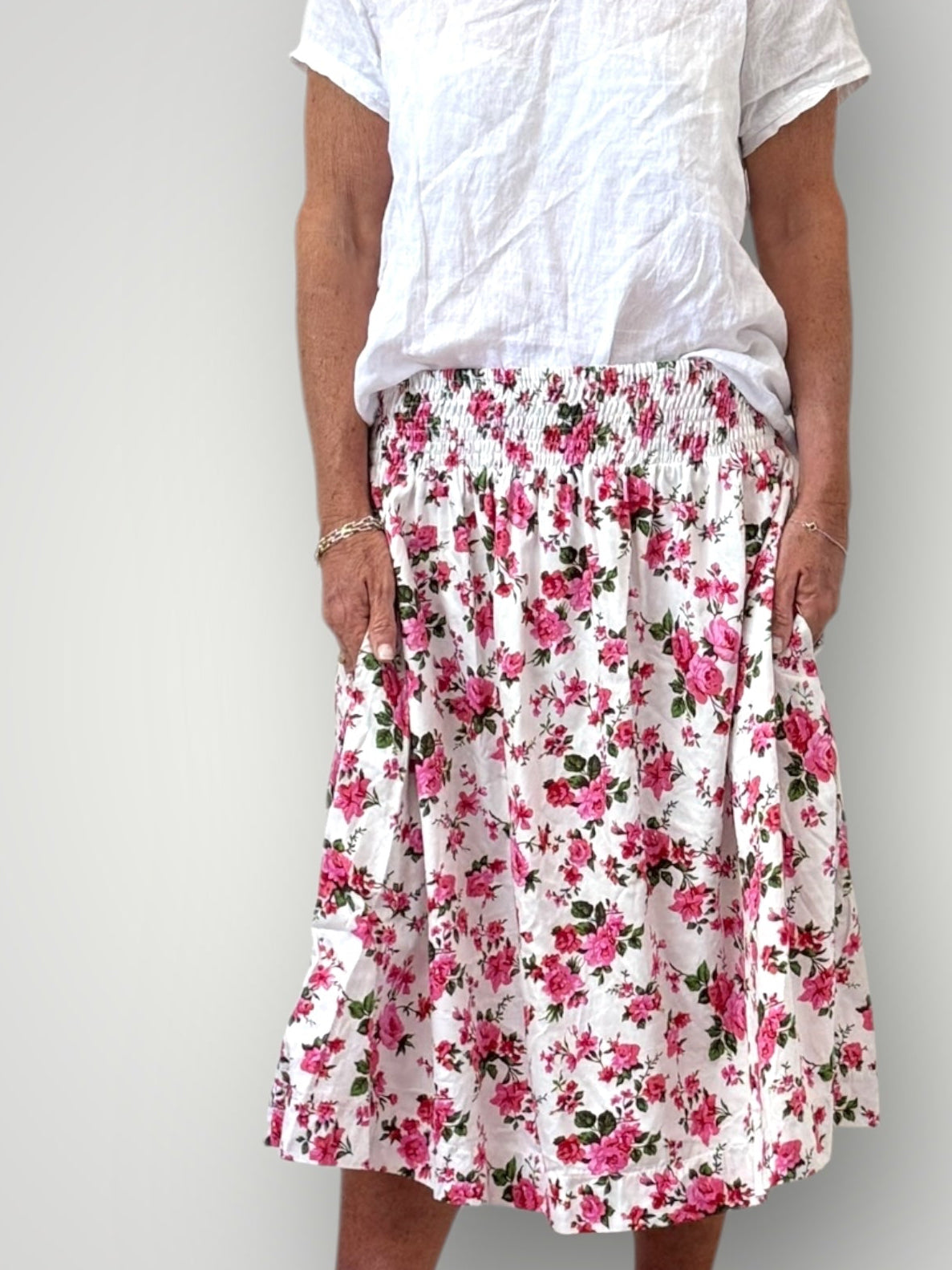 lola skirt - white bouquet Apparel