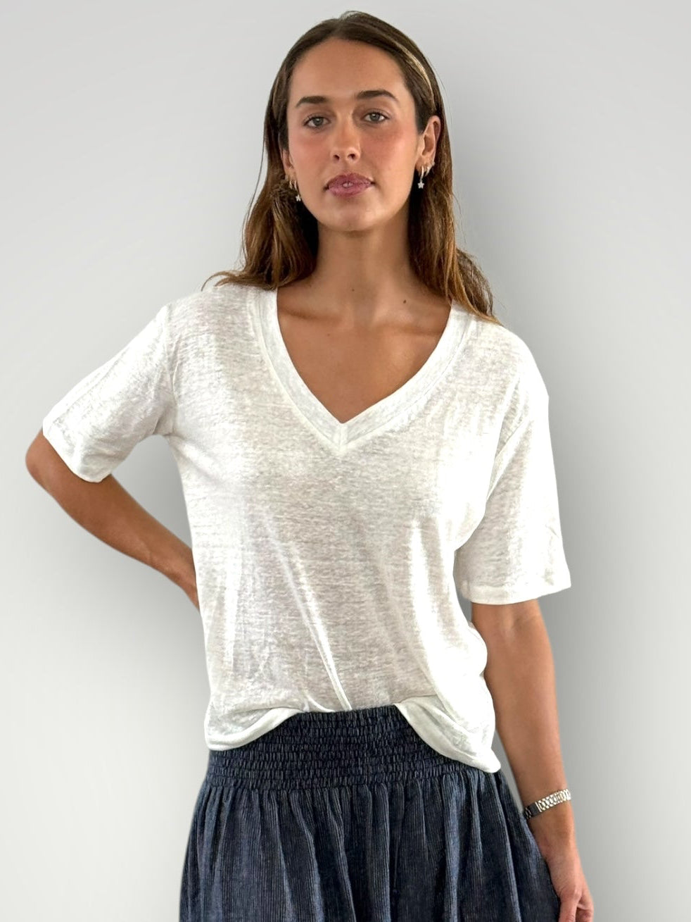 renee linen knit tee - warm white Apparel