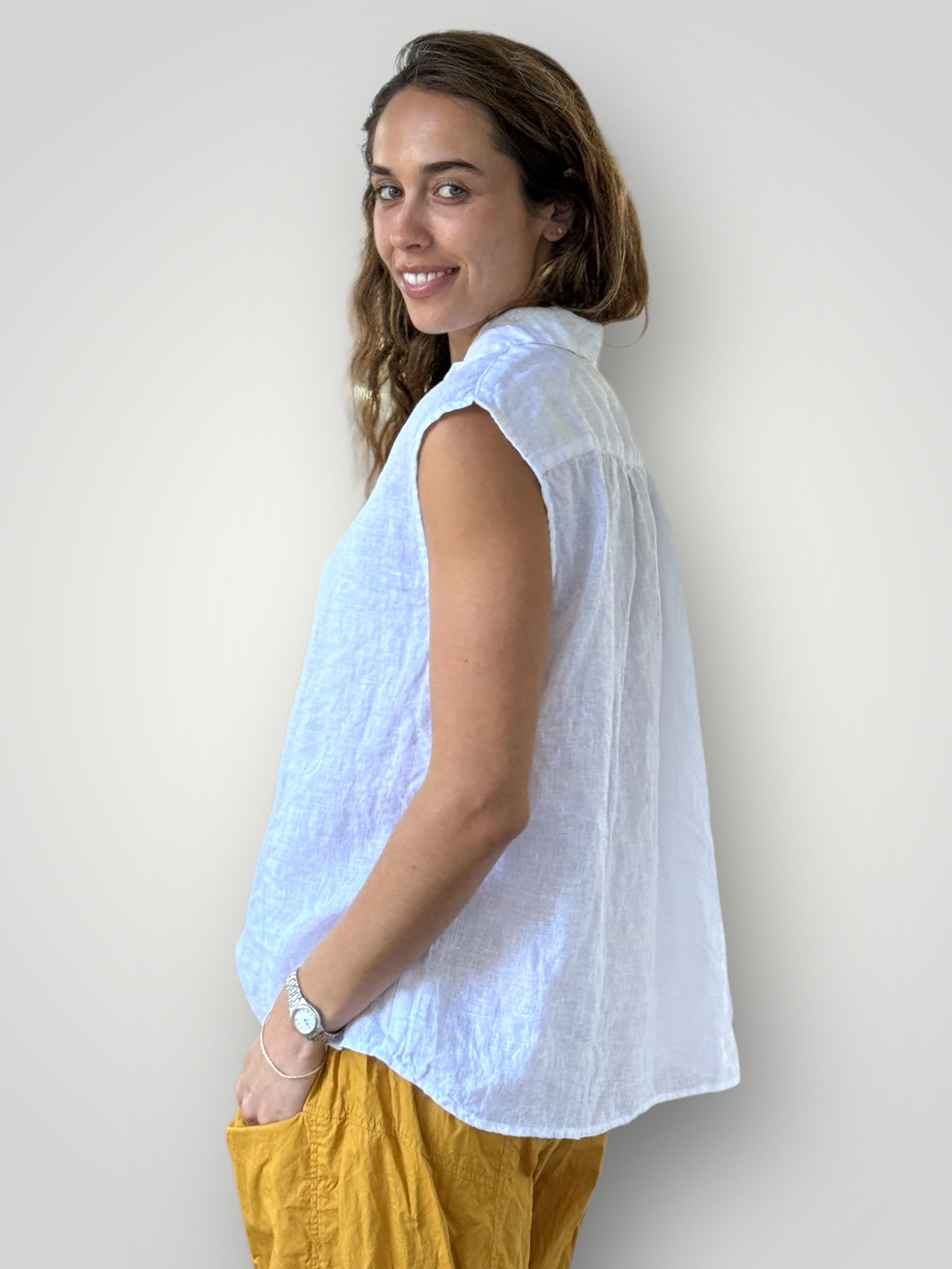 lexi top- white linen Apparel
