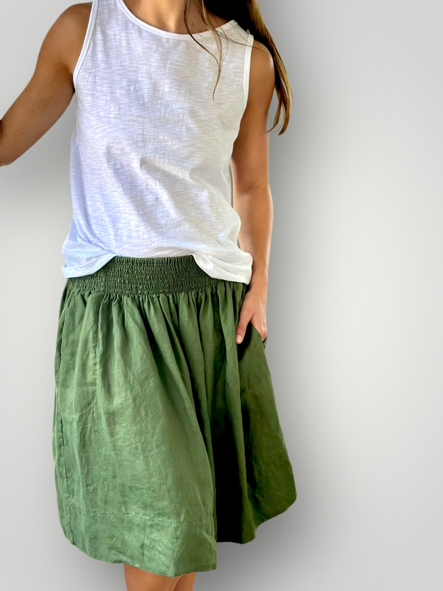 zoe skirt - moss linen Apparel