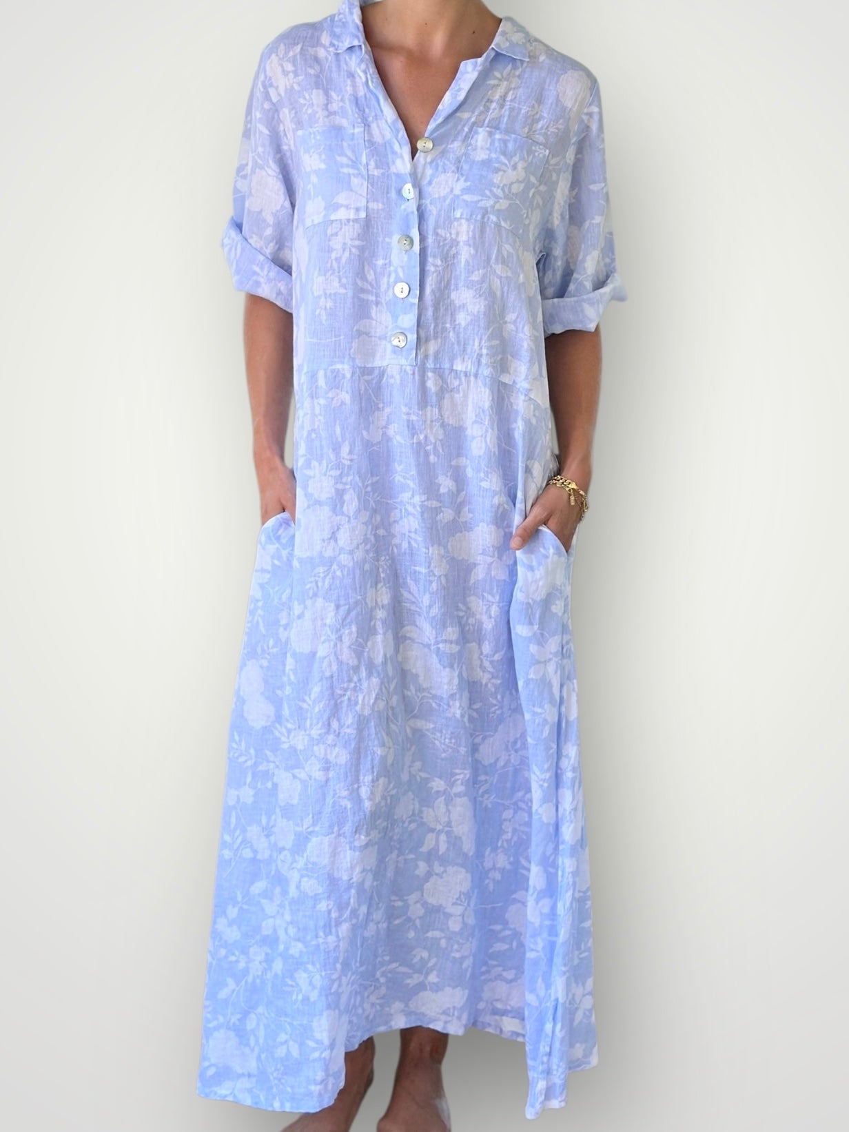 bridget dress - soft blue/white big flower linen Apparel