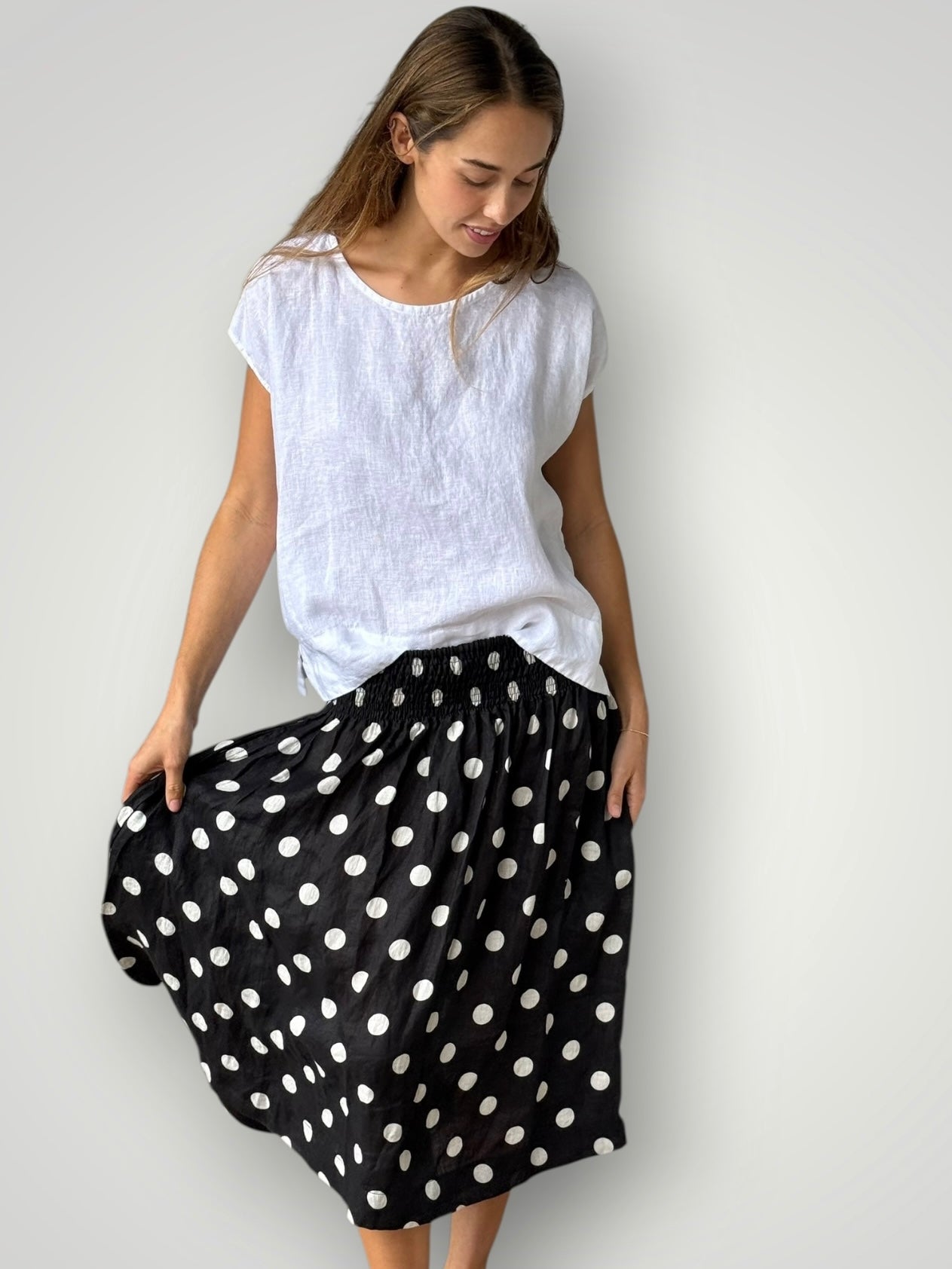 lola skirt - black spot linen Apparel