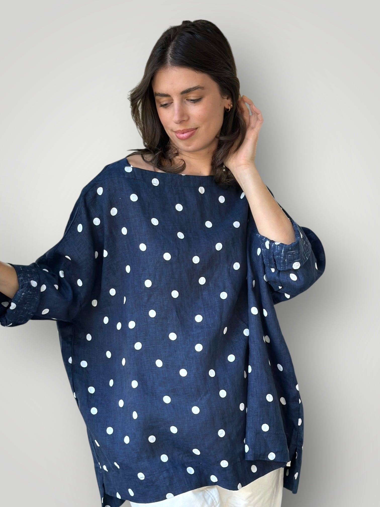 avril top - navy spot Apparel