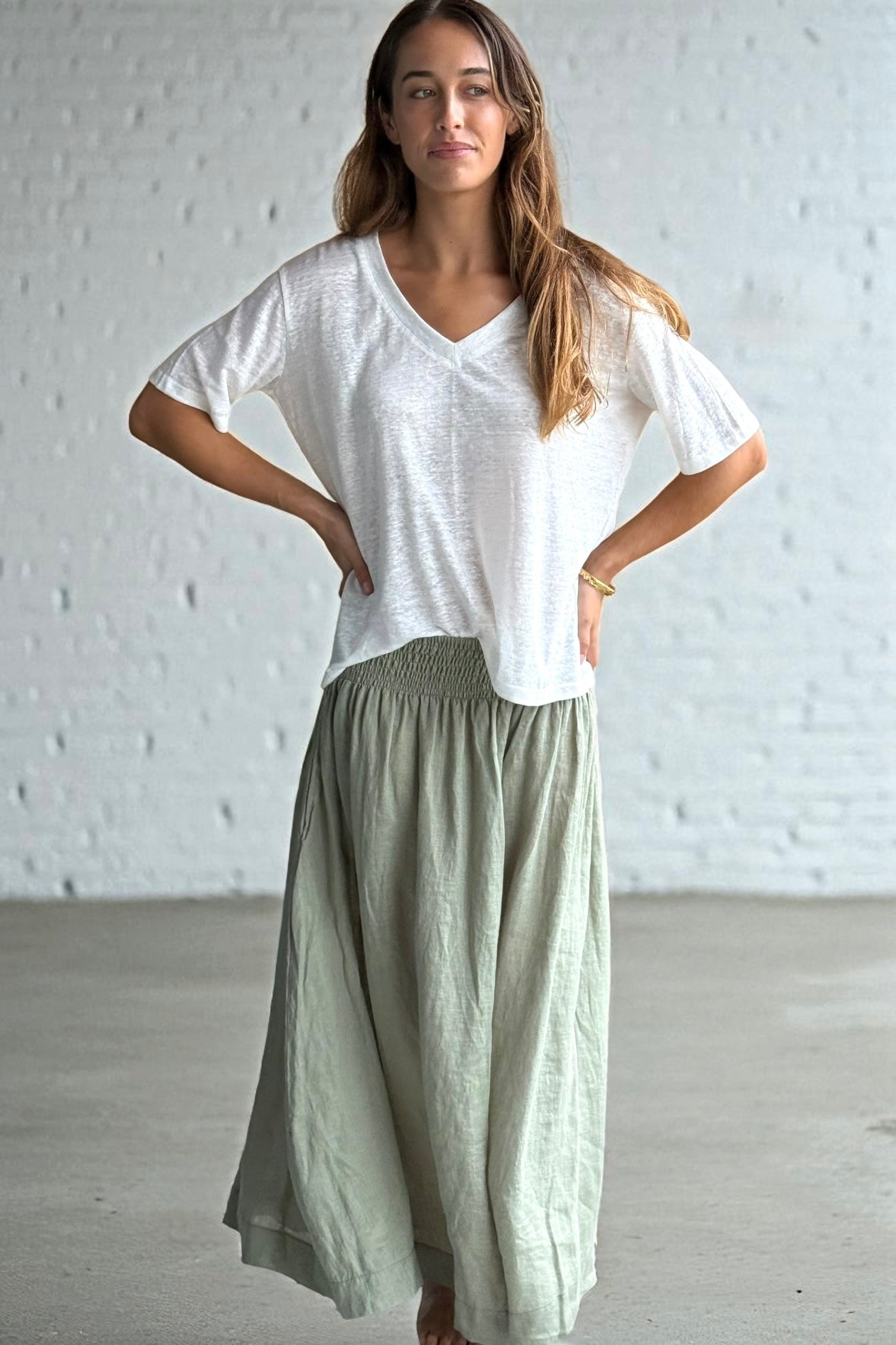 lulu skirt - sage linen Apparel