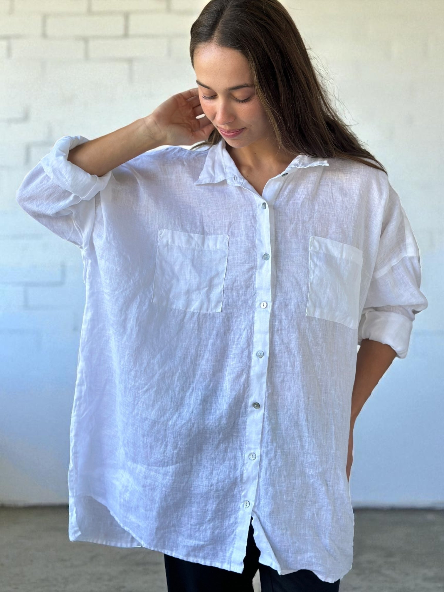 aiden boyfriend shirt -white linen Apparel