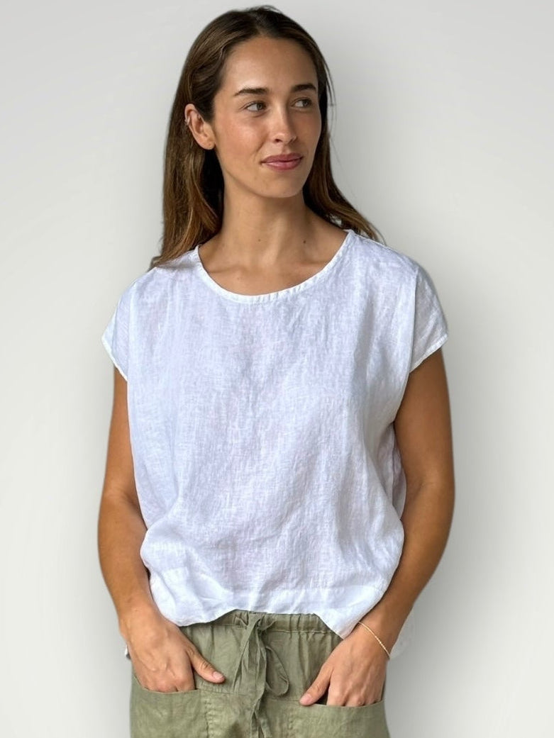 emma top - white linen Apparel