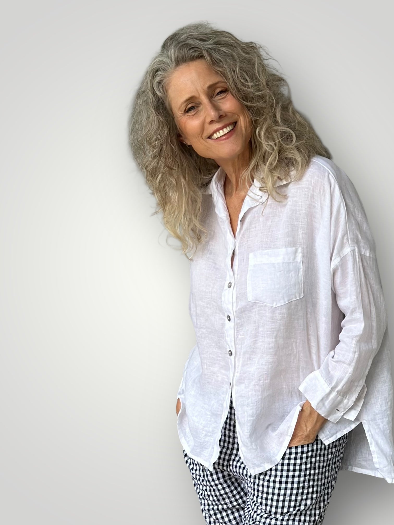 rosie shirt - white linen Apparel