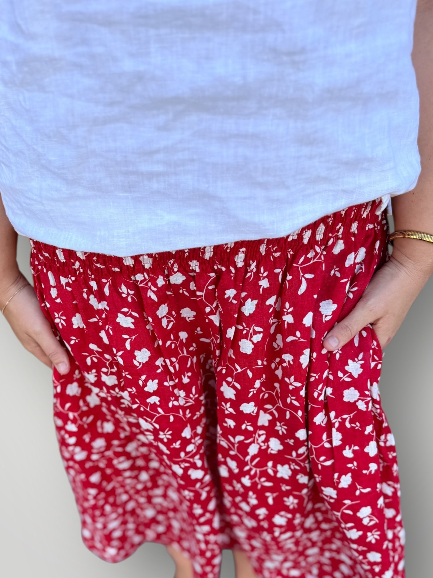 lola skirt - red floral linen Apparel