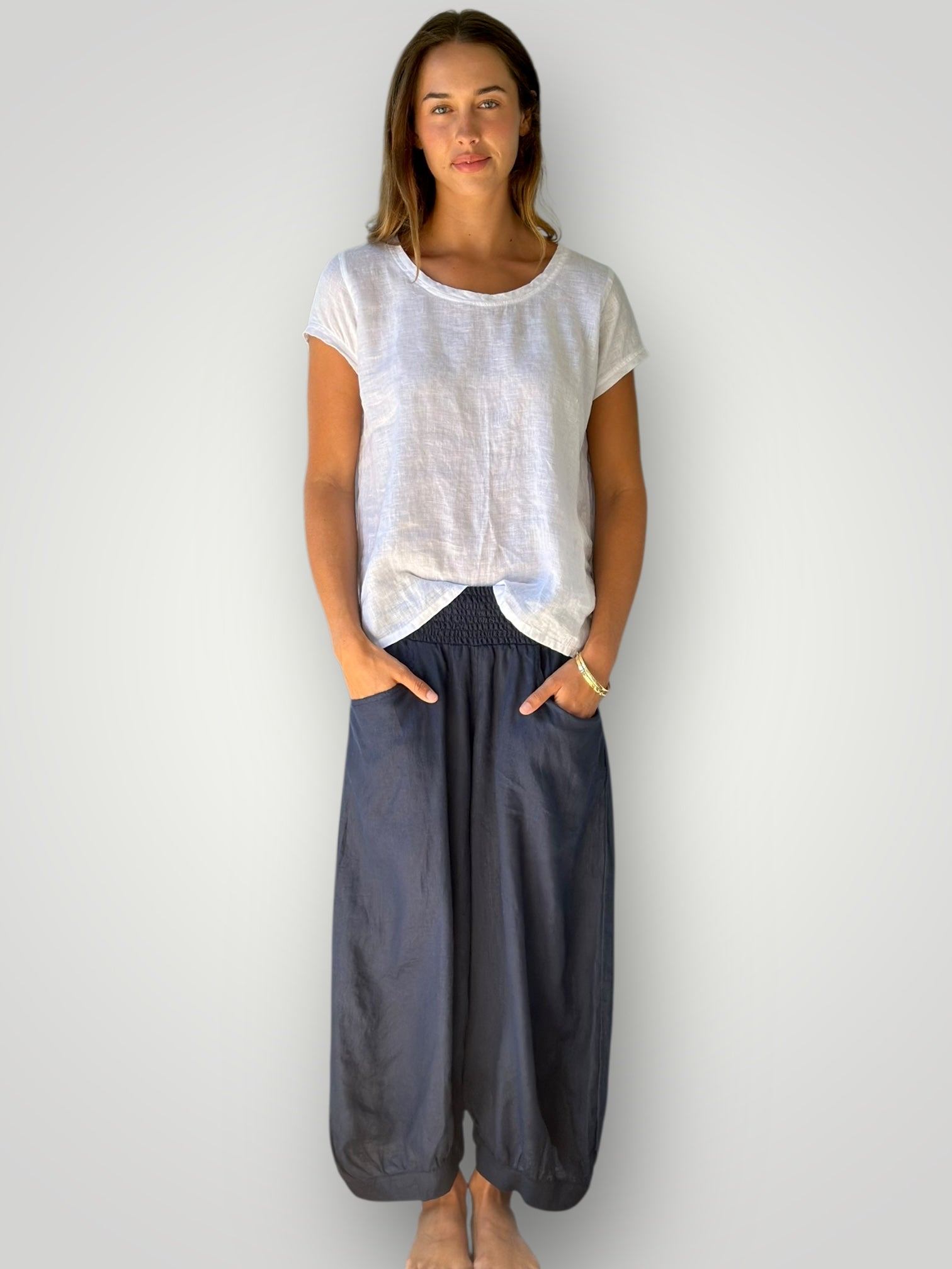 jackie pants - navy linen Apparel