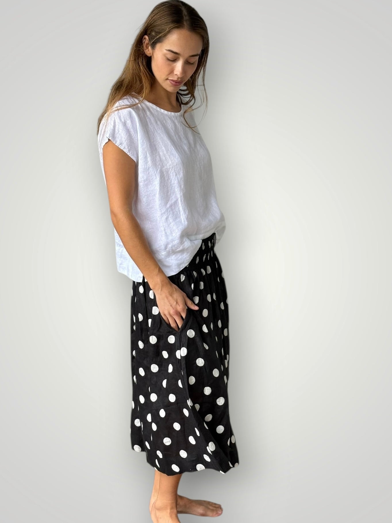 lola skirt - black spot linen Apparel