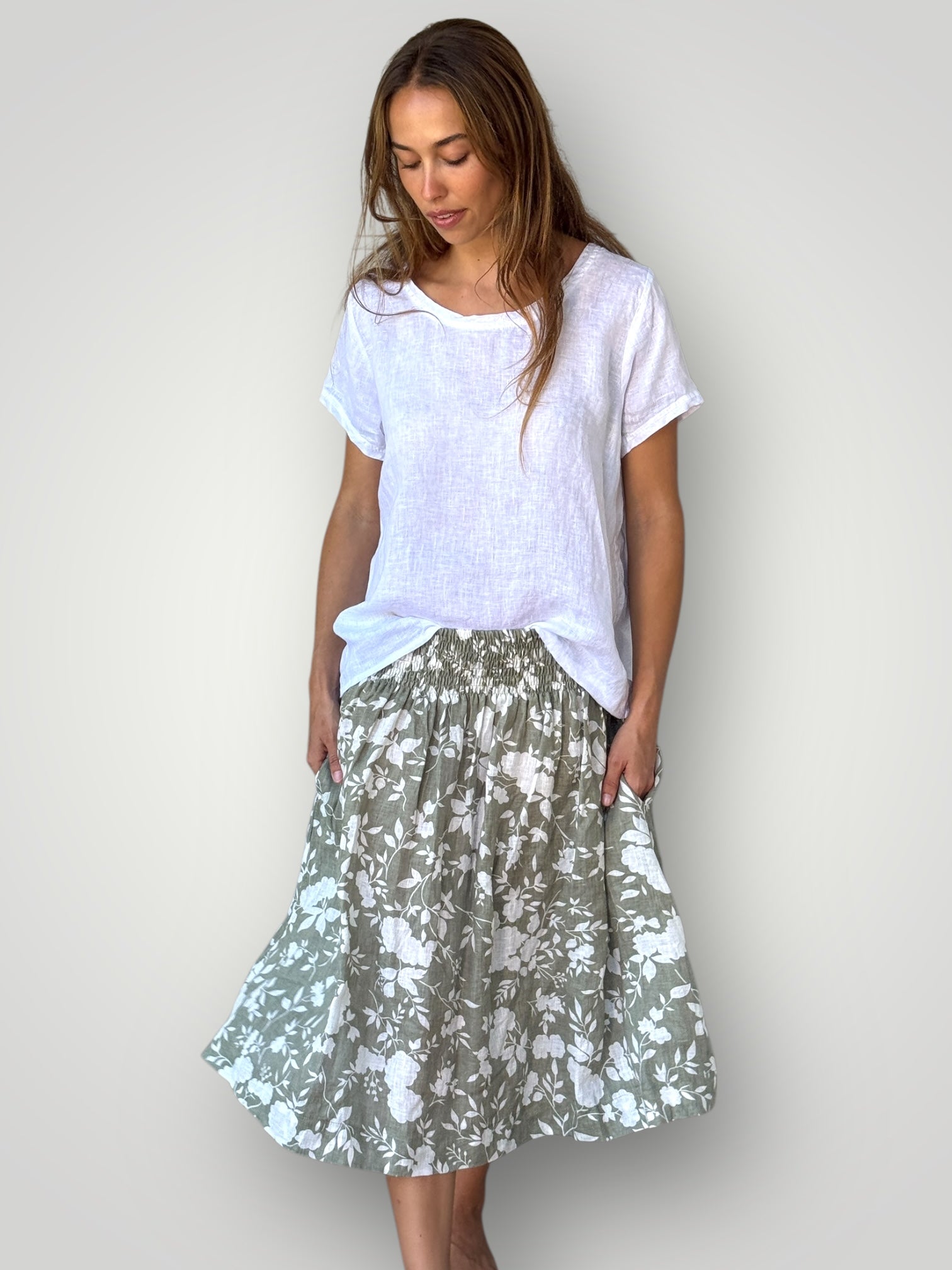 lola skirt - sage flower linen Apparel