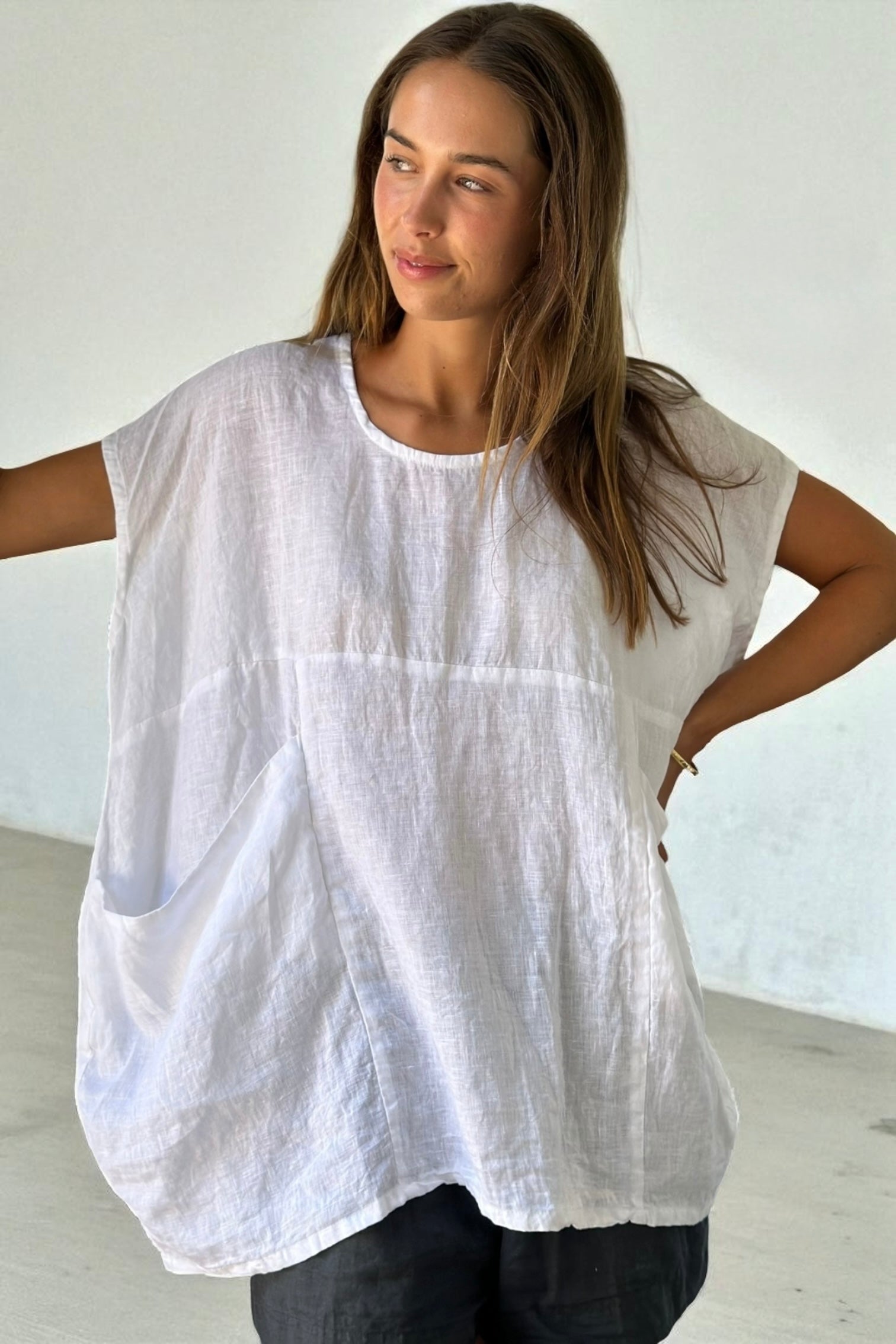 melrose top -white linen Apparel