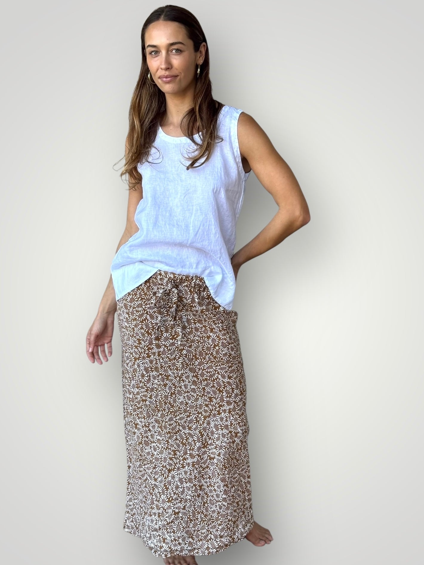 anthea skirt - caramel daisy linen Apparel