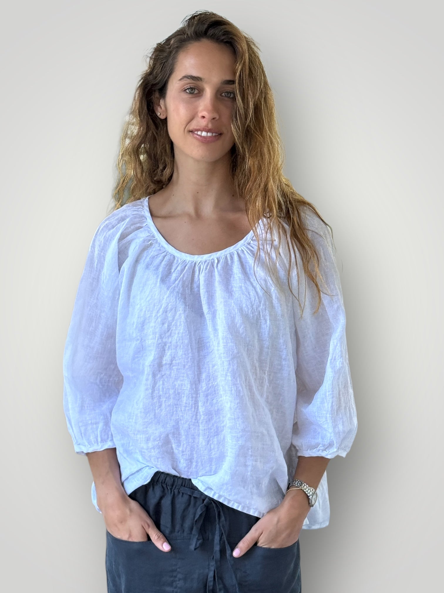 louisa top-white linen Apparel