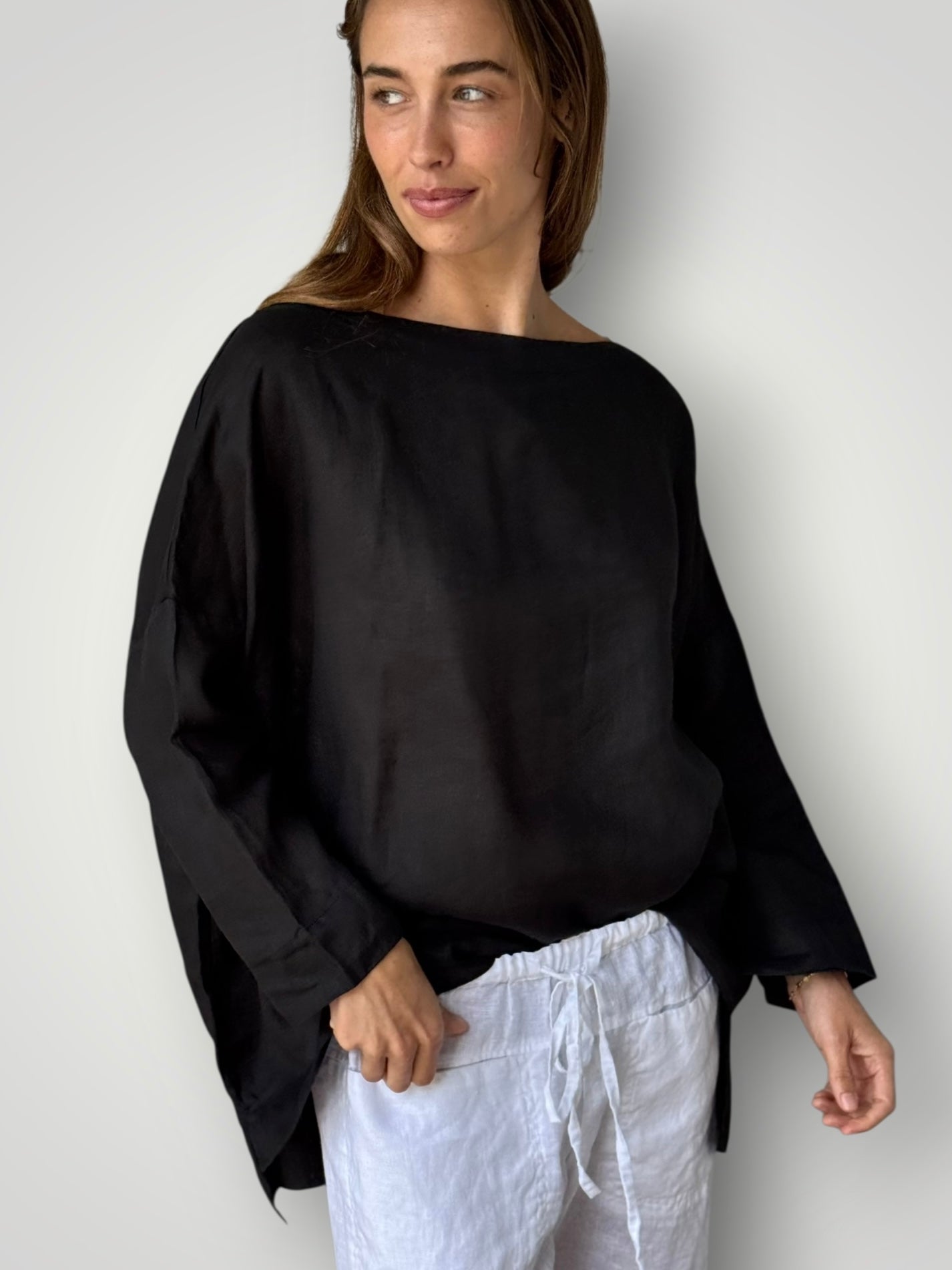 avril top - black linen Apparel