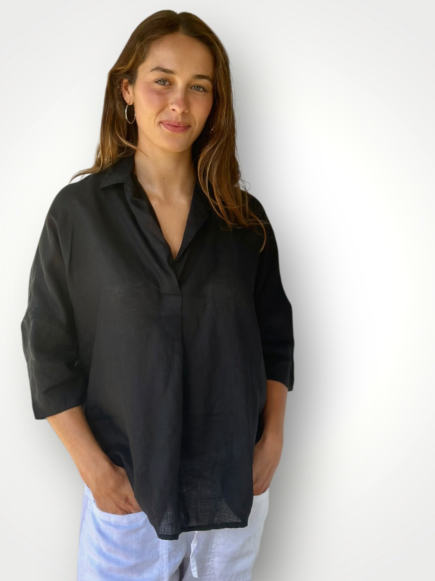 riley top - black linen Apparel