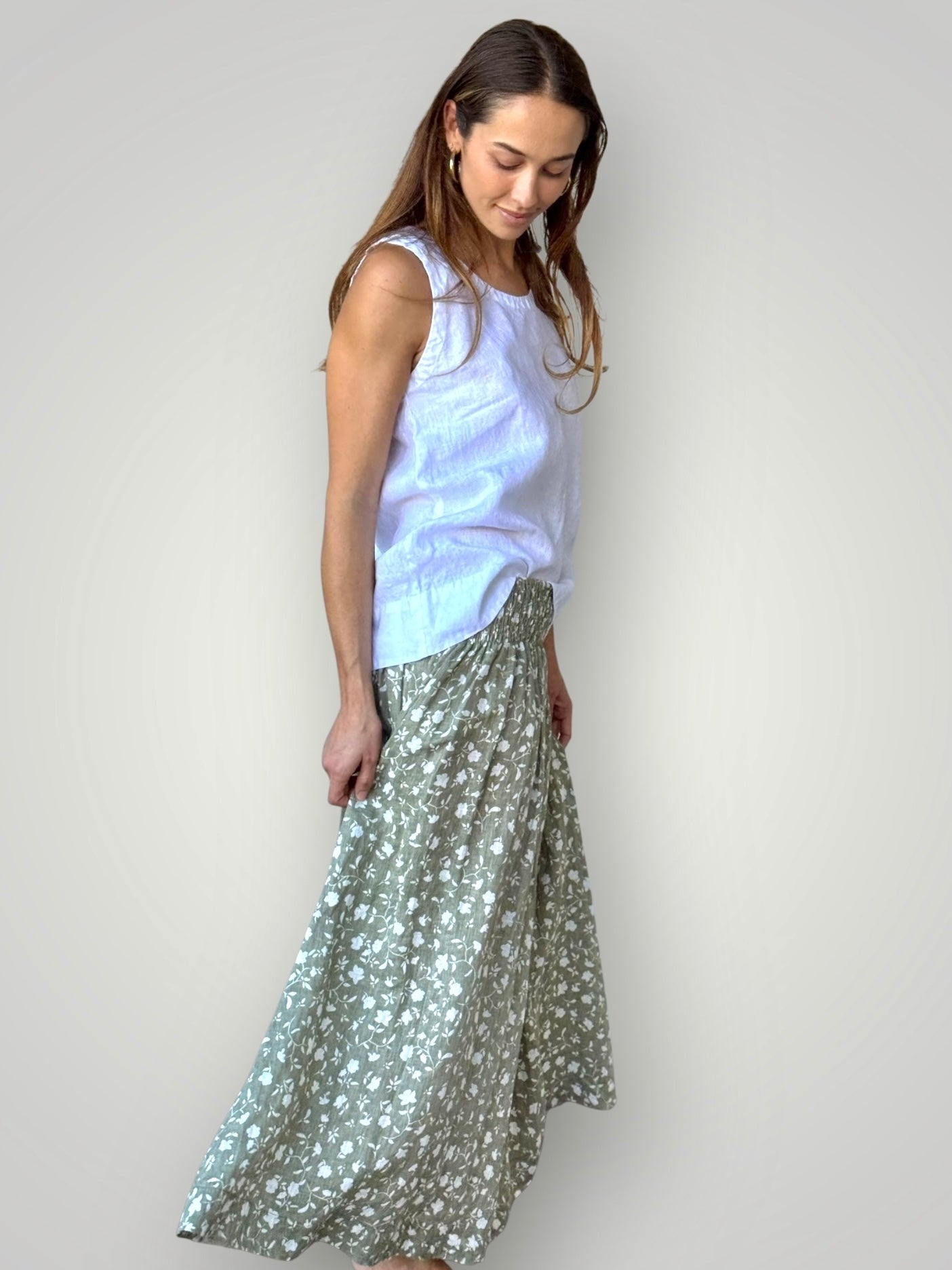 lulu skirt - sage floral Apparel