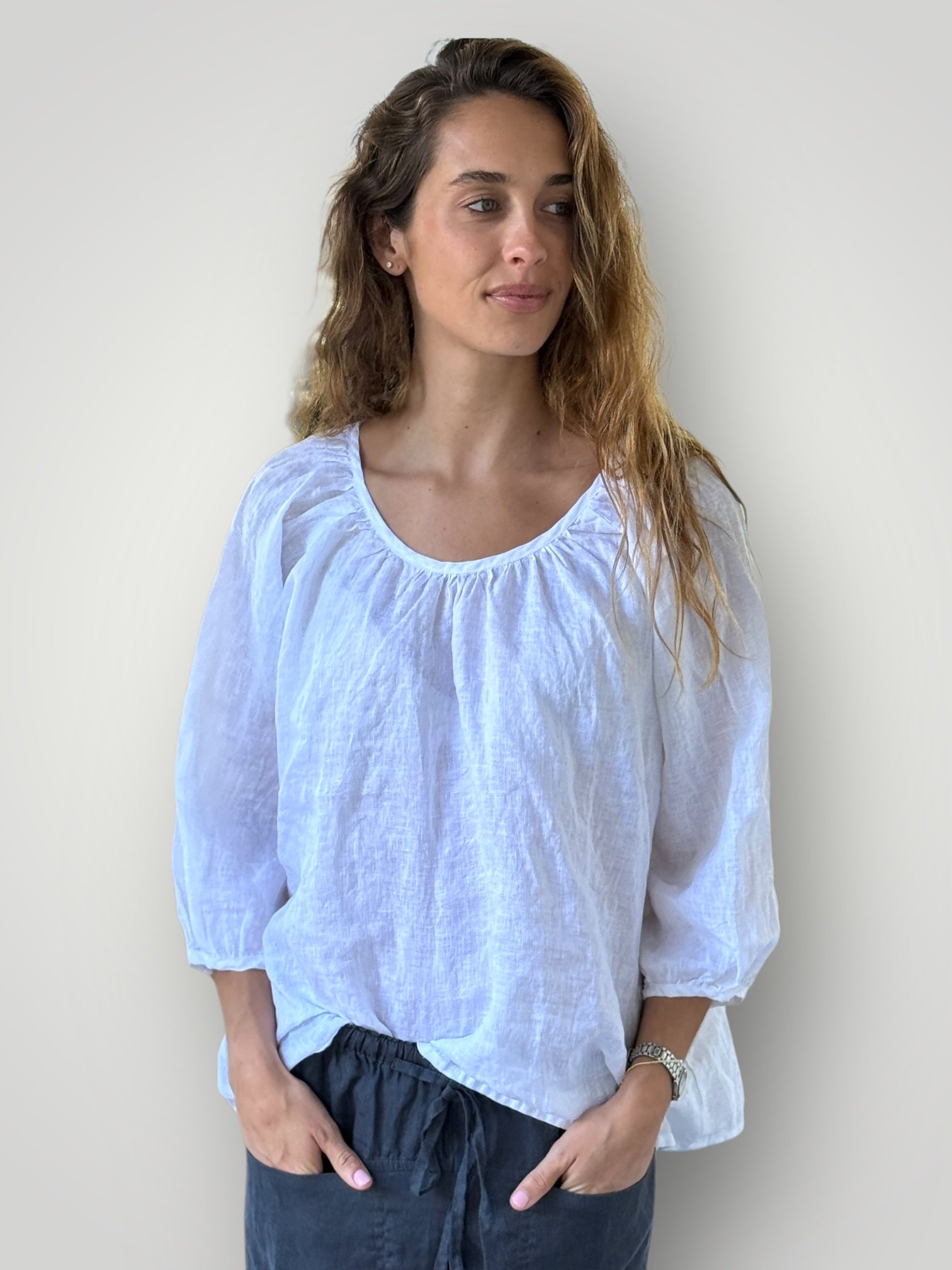 louisa top-white linen Apparel