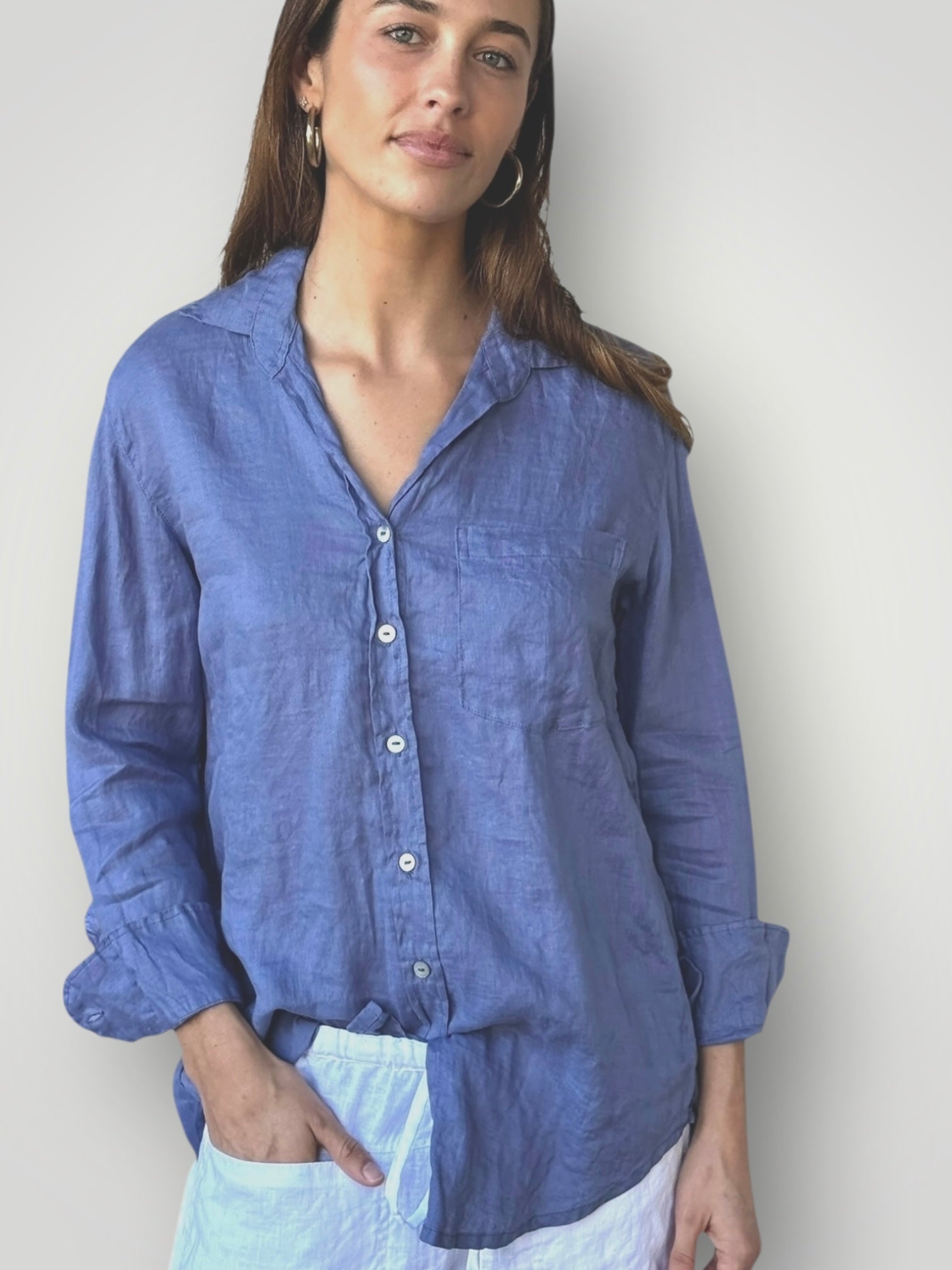 erika shirt-cornflower linen Apparel