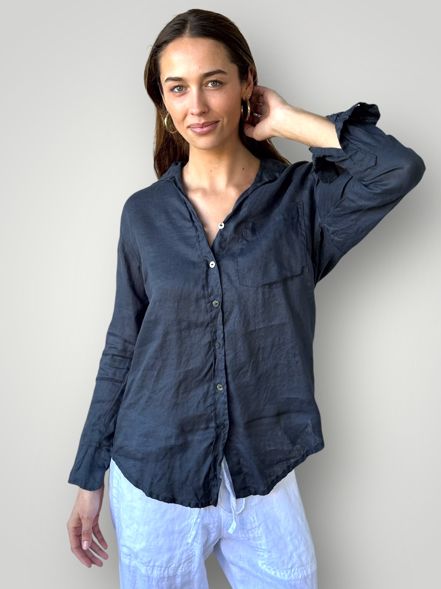 erika shirt-charcoal linen Apparel