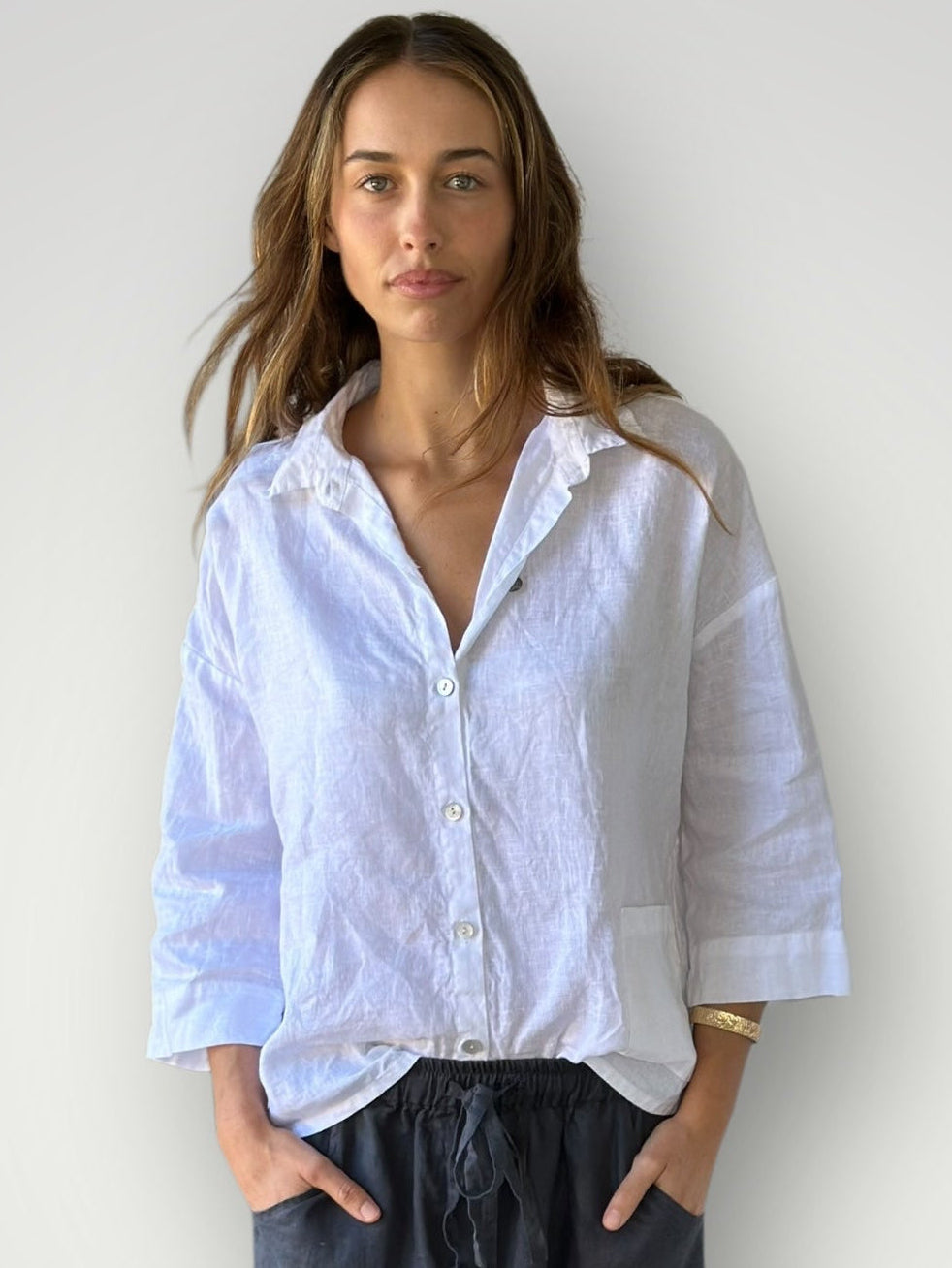 deanna shirt- white linen Apparel