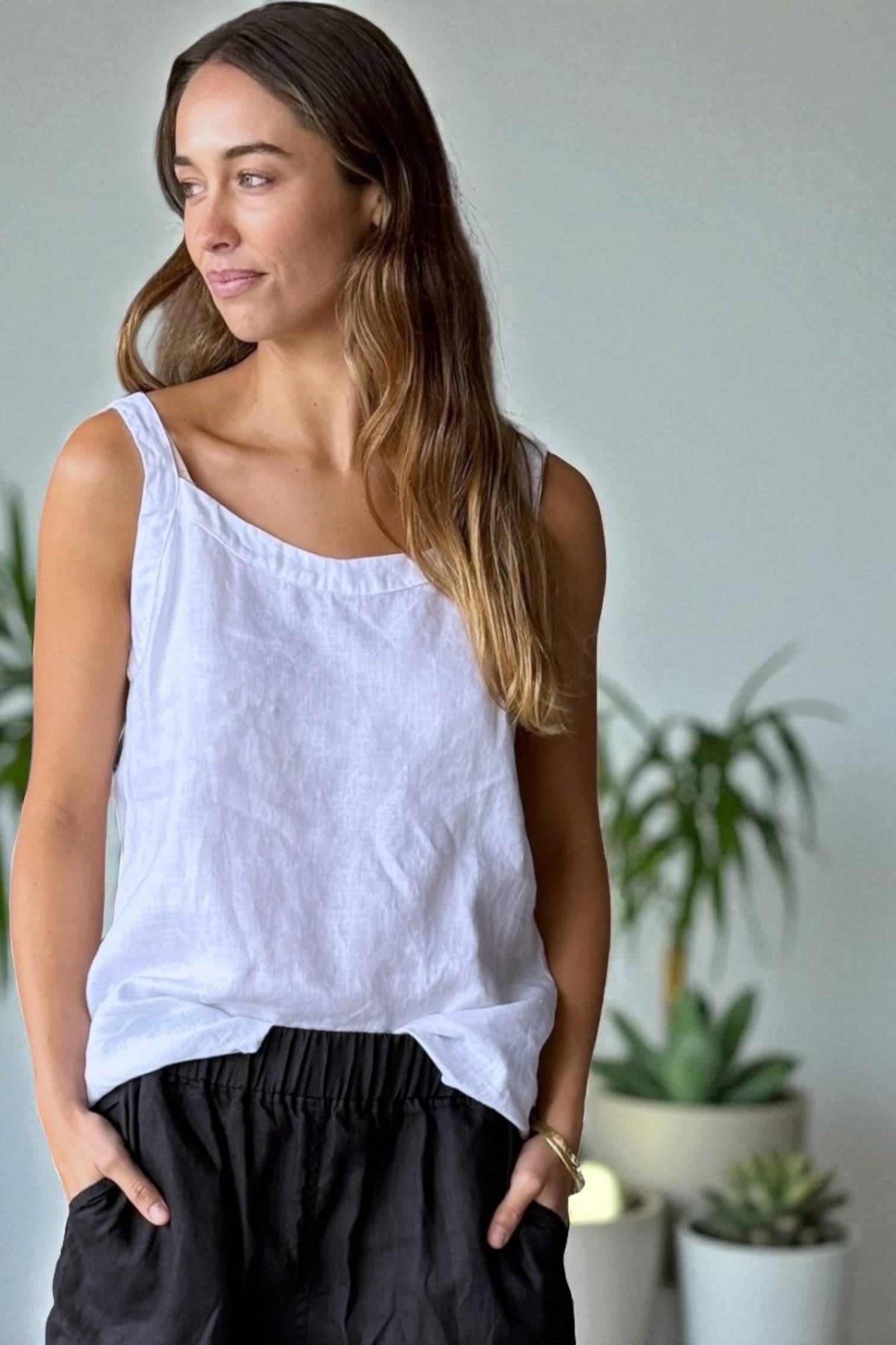tilly tank - white linen Apparel