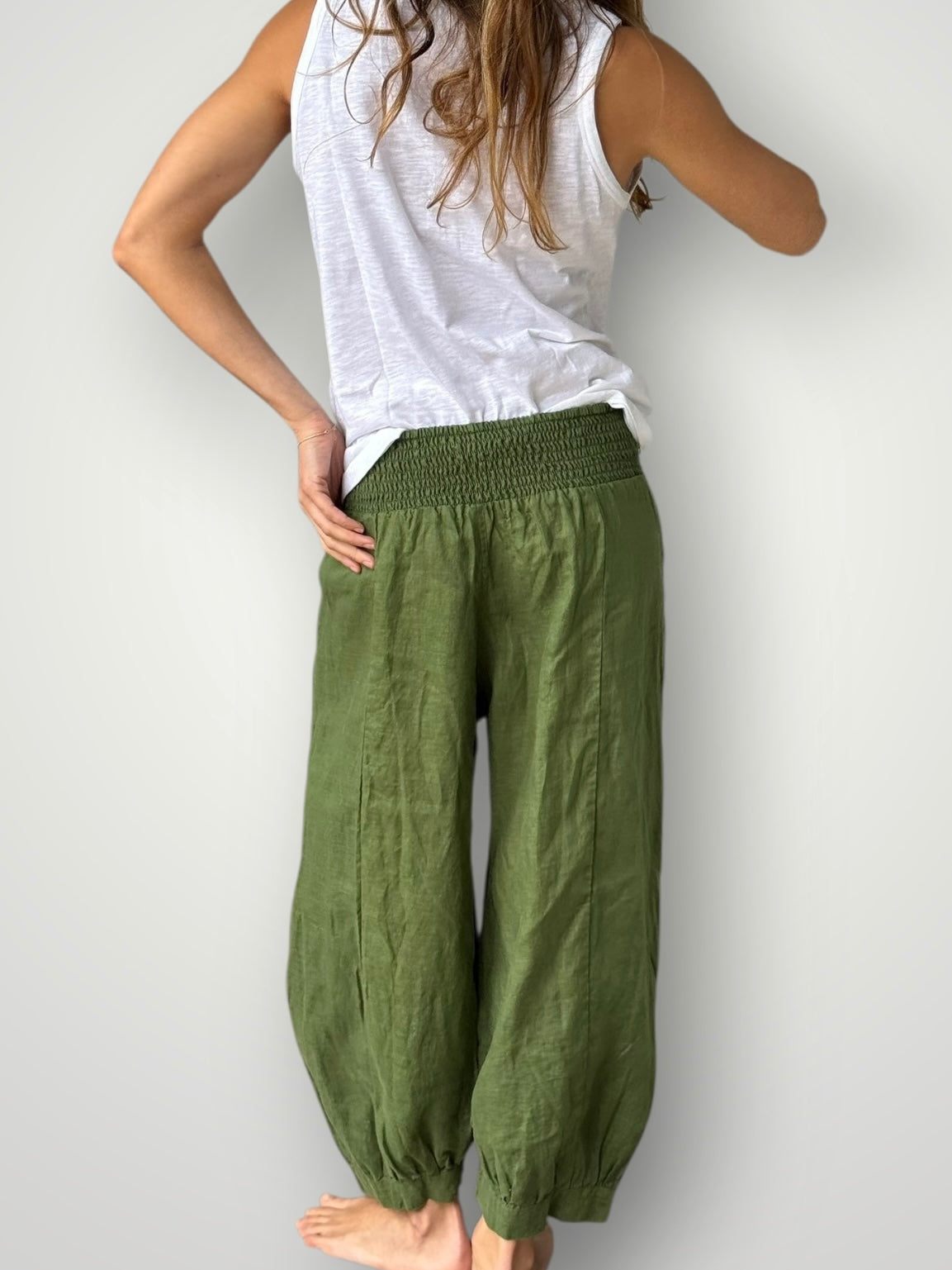 jackie pant - moss linen Apparel