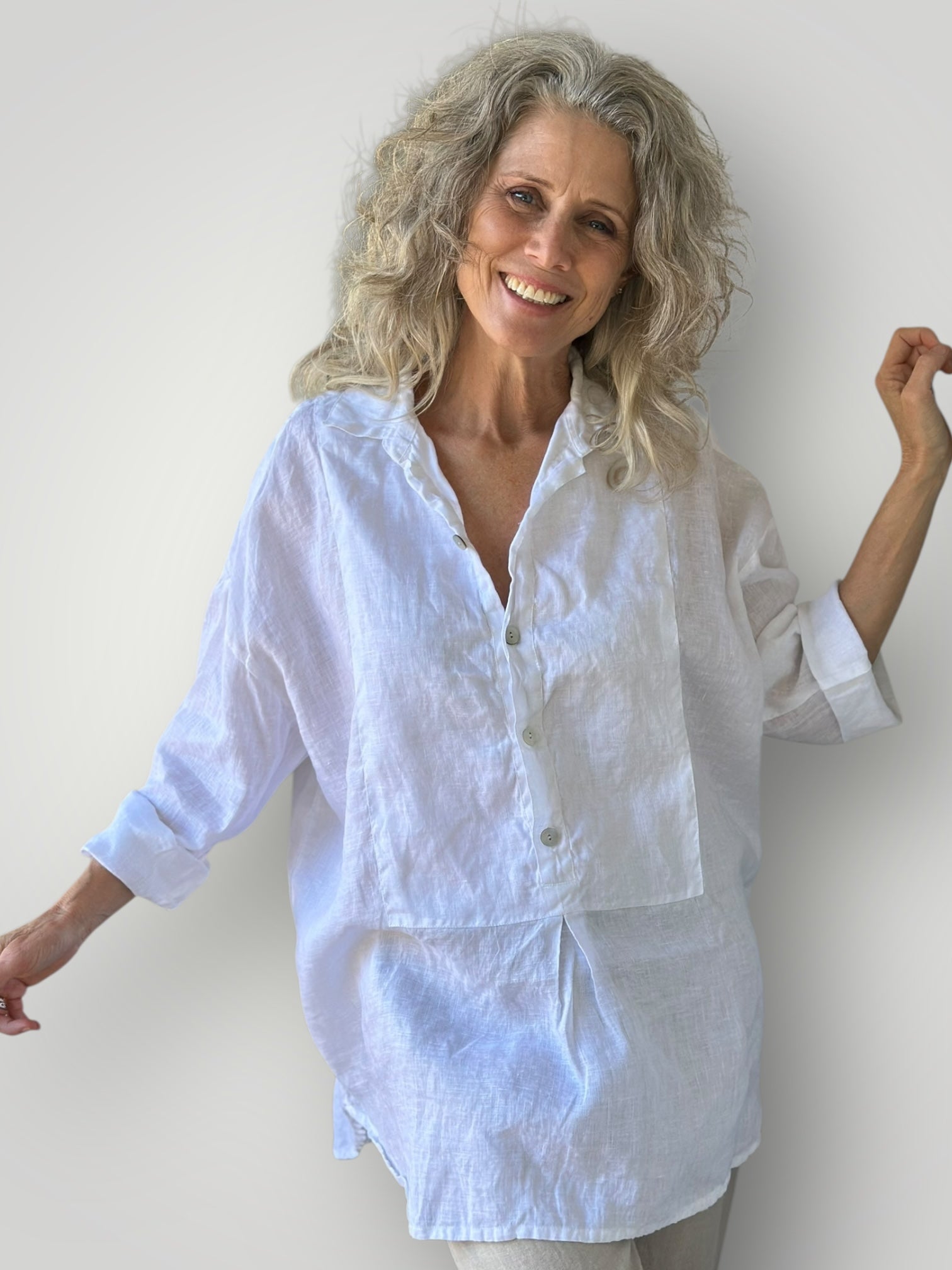megan shirt-white linen Apparel