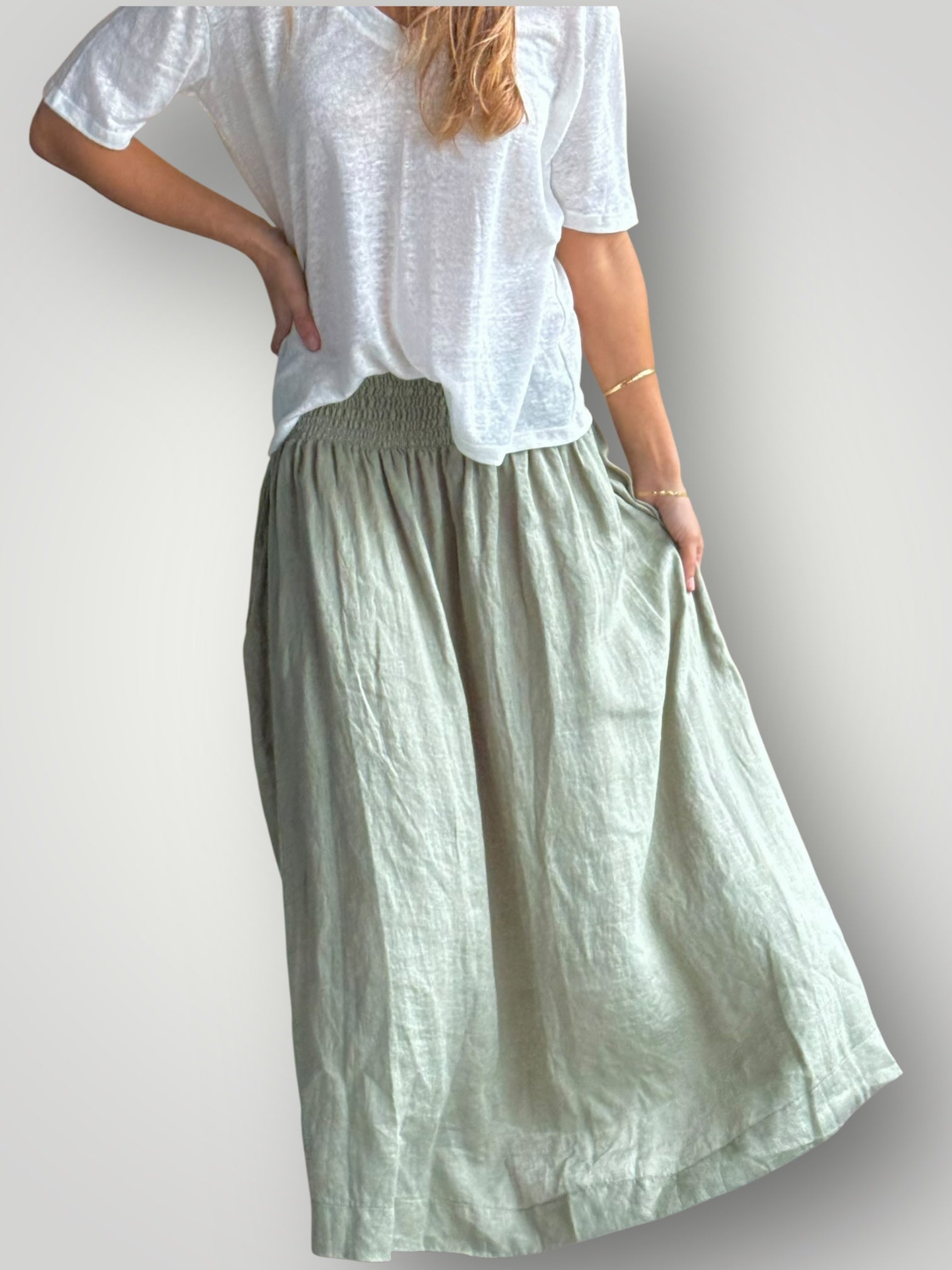 lulu skirt - sage linen Apparel