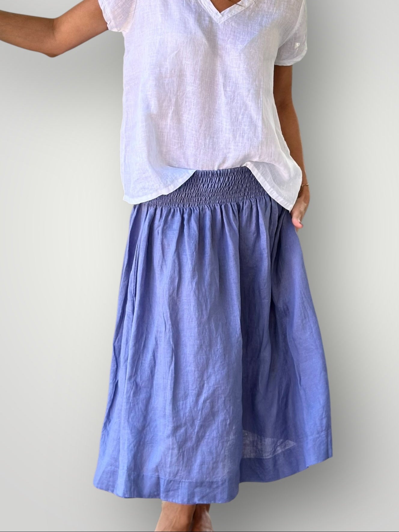 lola skirt-cornflower linen Apparel