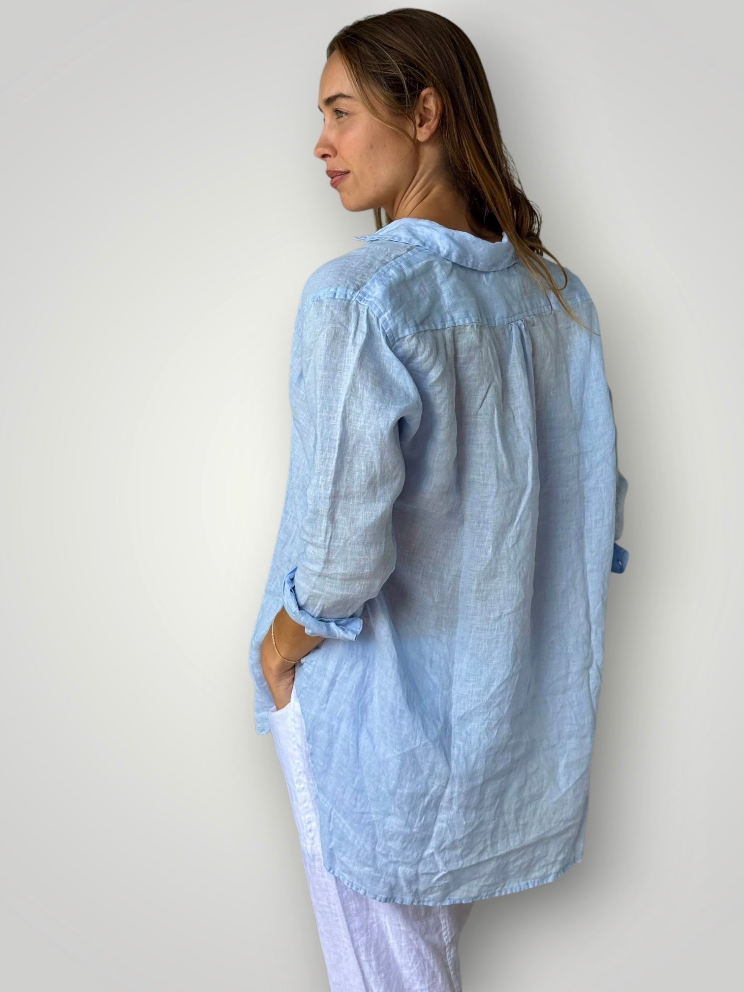 skyla shirt - soft blue linen Apparel