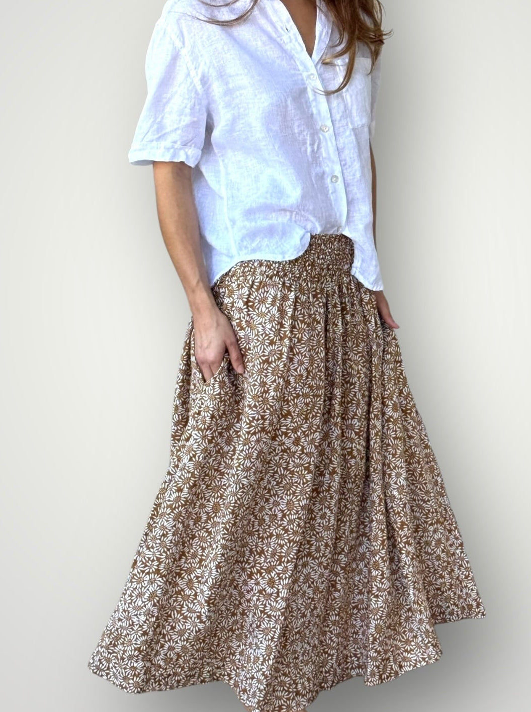 lulu skirt - caramel daisy linen Apparel
