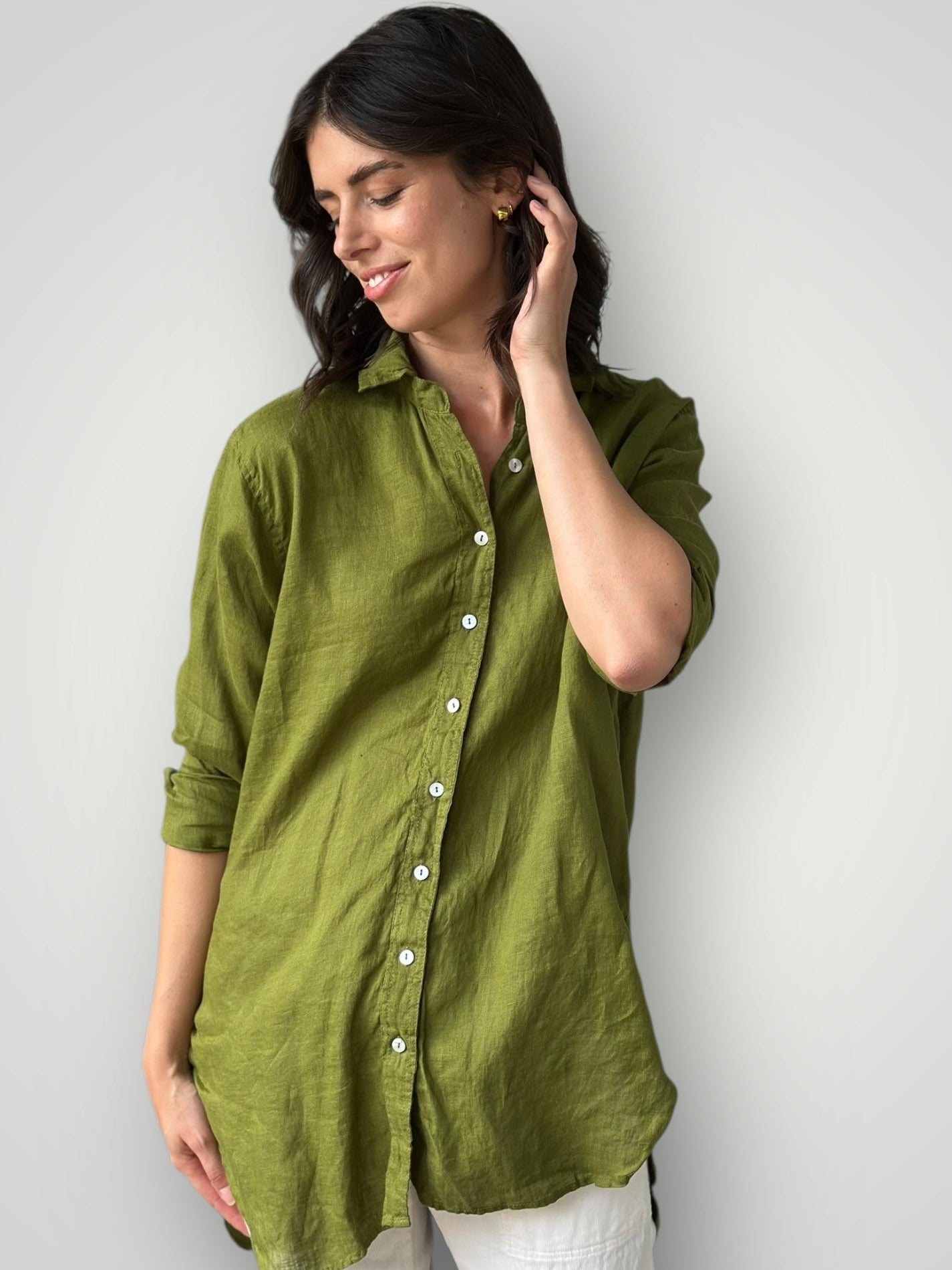 skyla shirt - olive linen Apparel