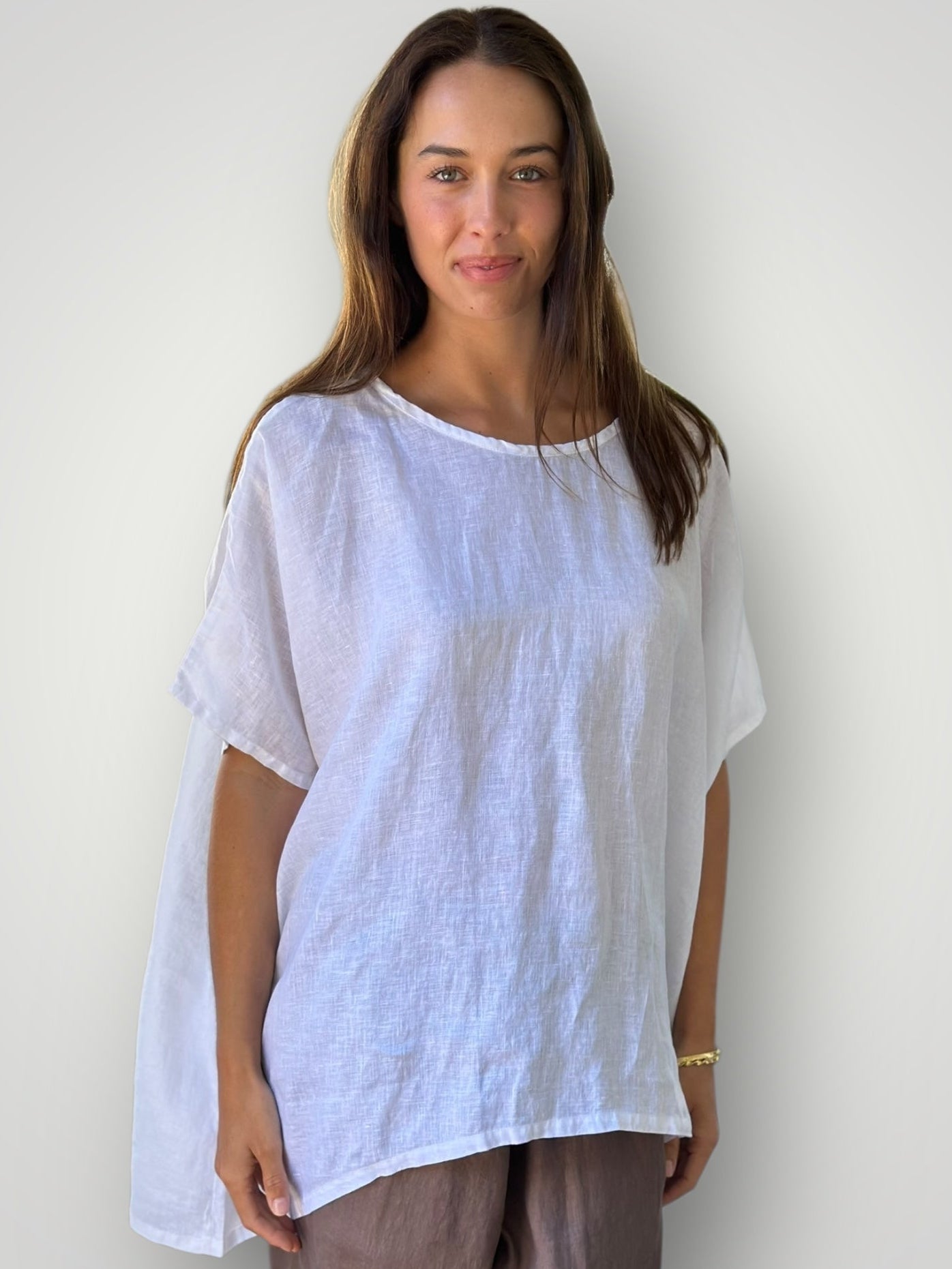rachael top-white linen Apparel