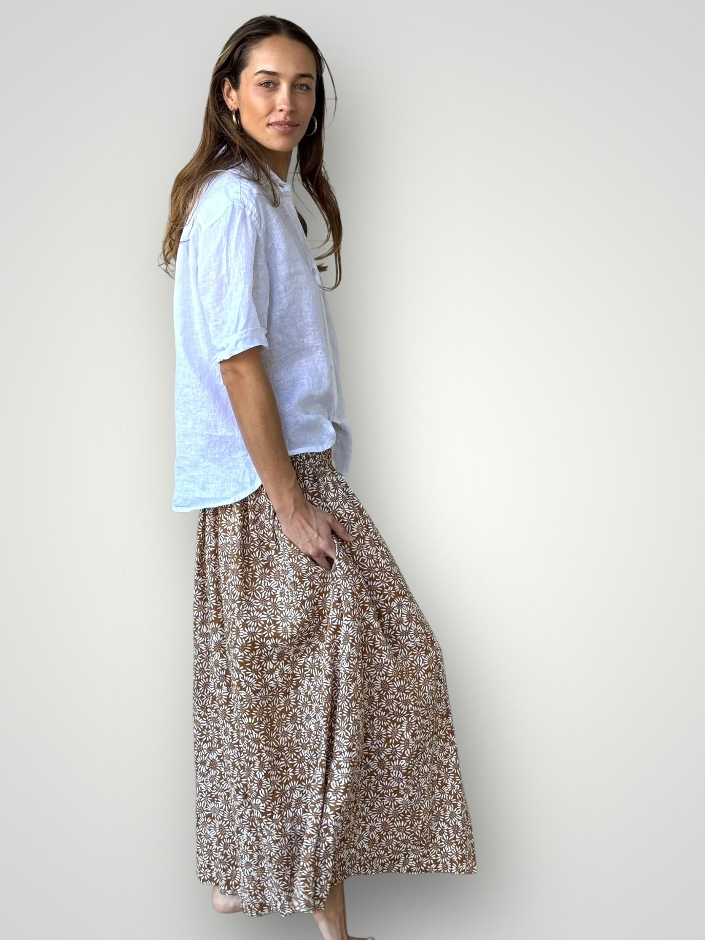 lulu skirt - caramel daisy linen Apparel