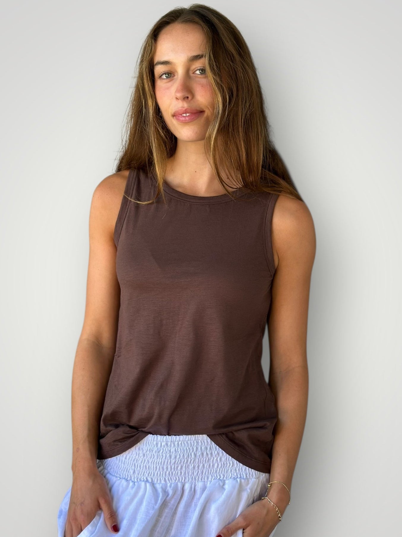 vera tank - chocolate cotton Apparel